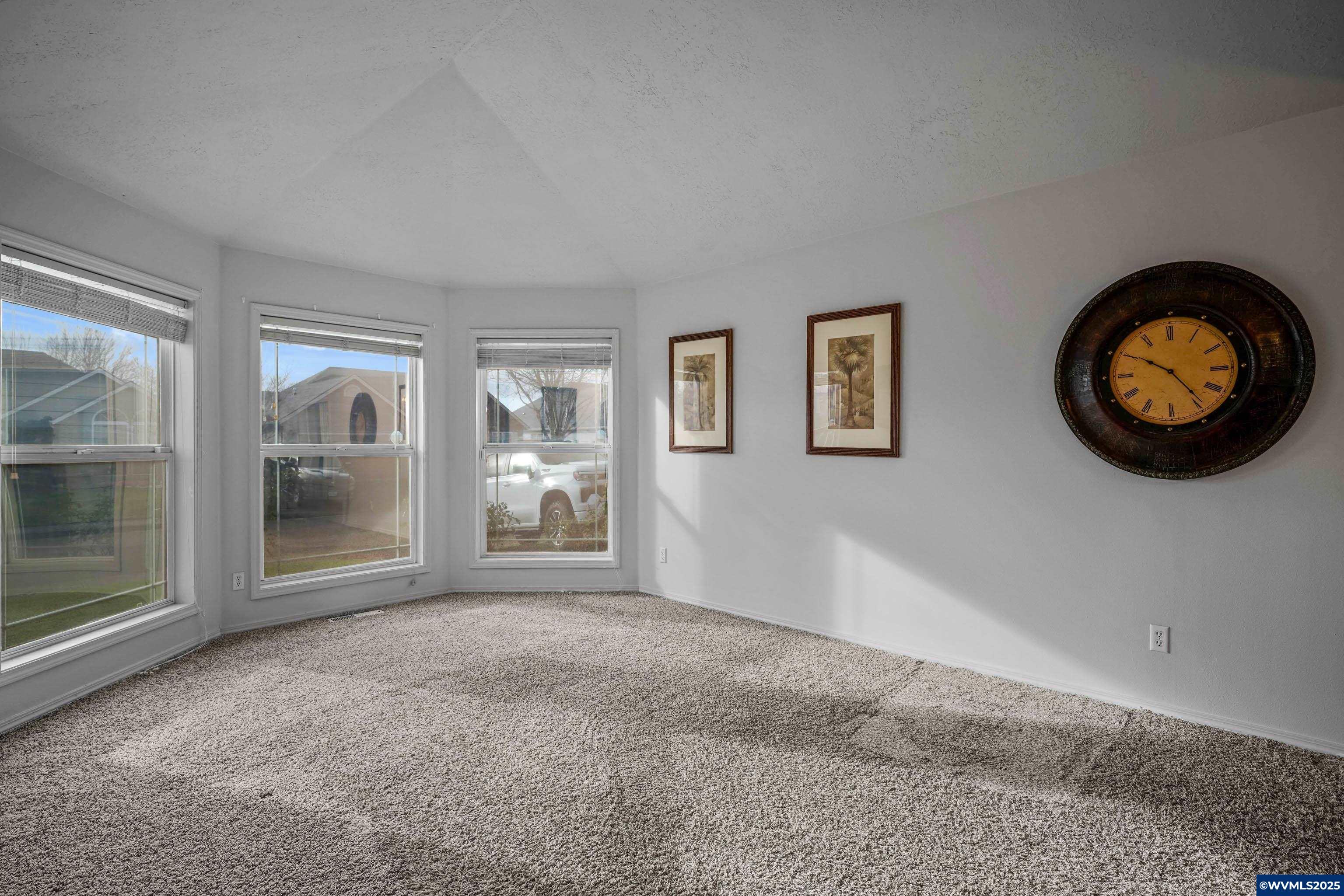 Keizer, Oregon, 97303, United States, 3 Bedrooms Bedrooms, ,2 BathroomsBathrooms,Residential,For Sale,1995738