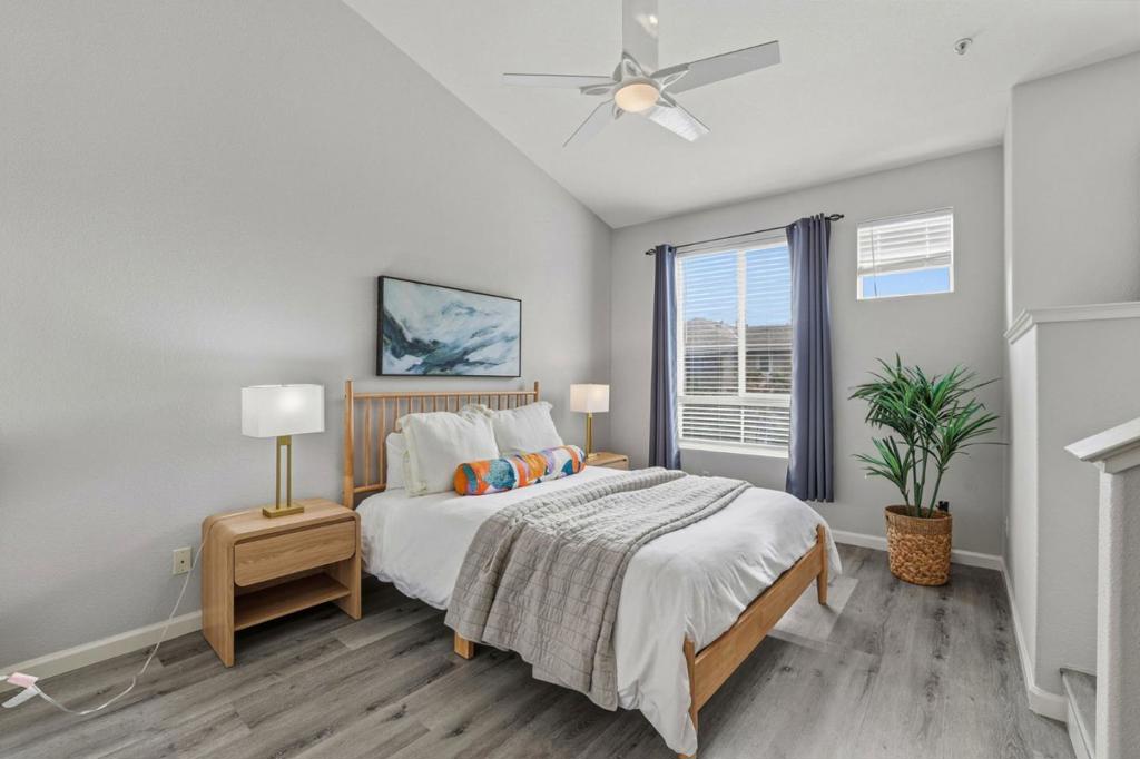 San Jose, California, 95136, United States, 2 Bedrooms Bedrooms, ,3 BathroomsBathrooms,Residential,For Sale,1987306