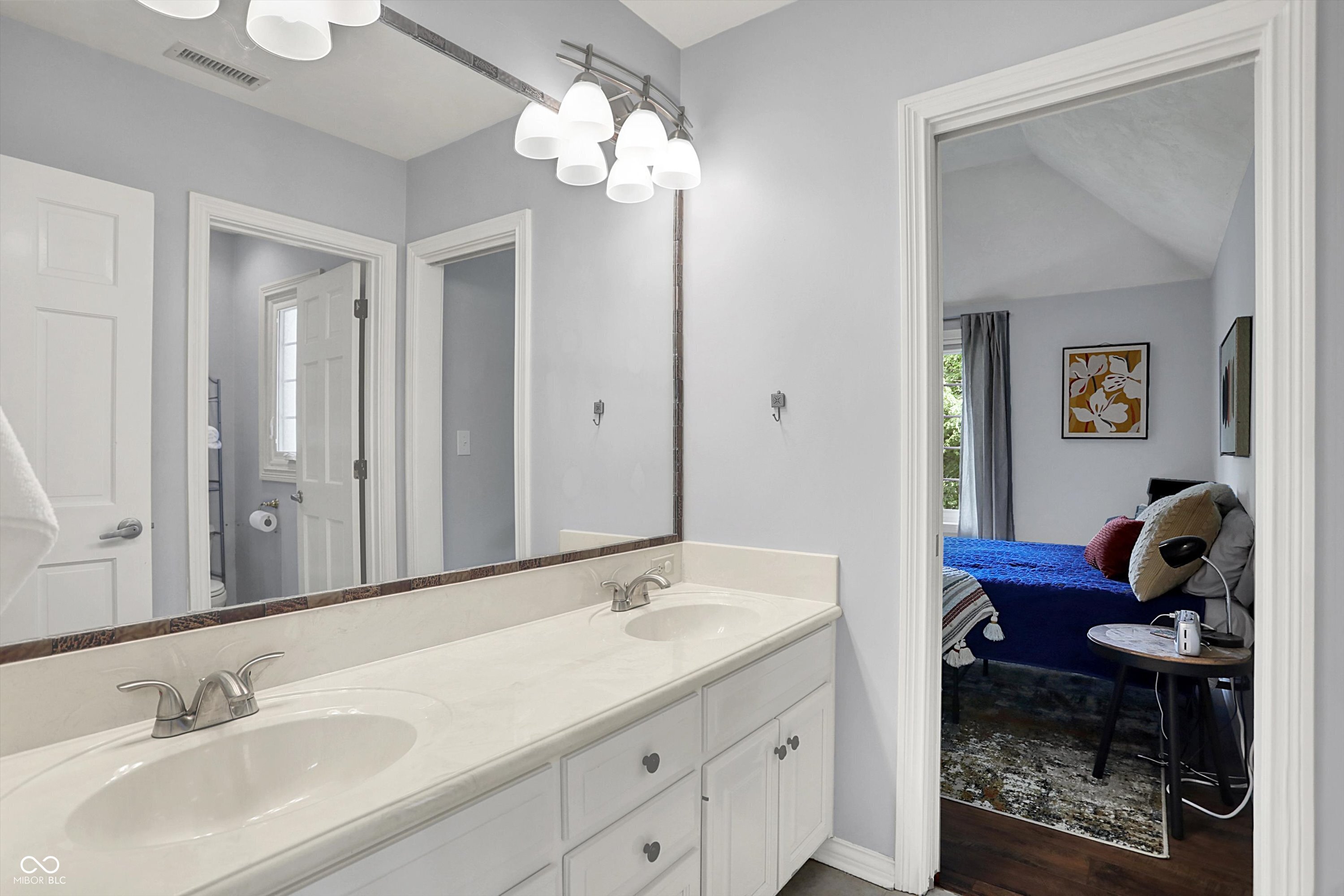 Carmel, Indiana, 46032, United States, 5 Bedrooms Bedrooms, ,5 BathroomsBathrooms,Residential,For Sale,2005635