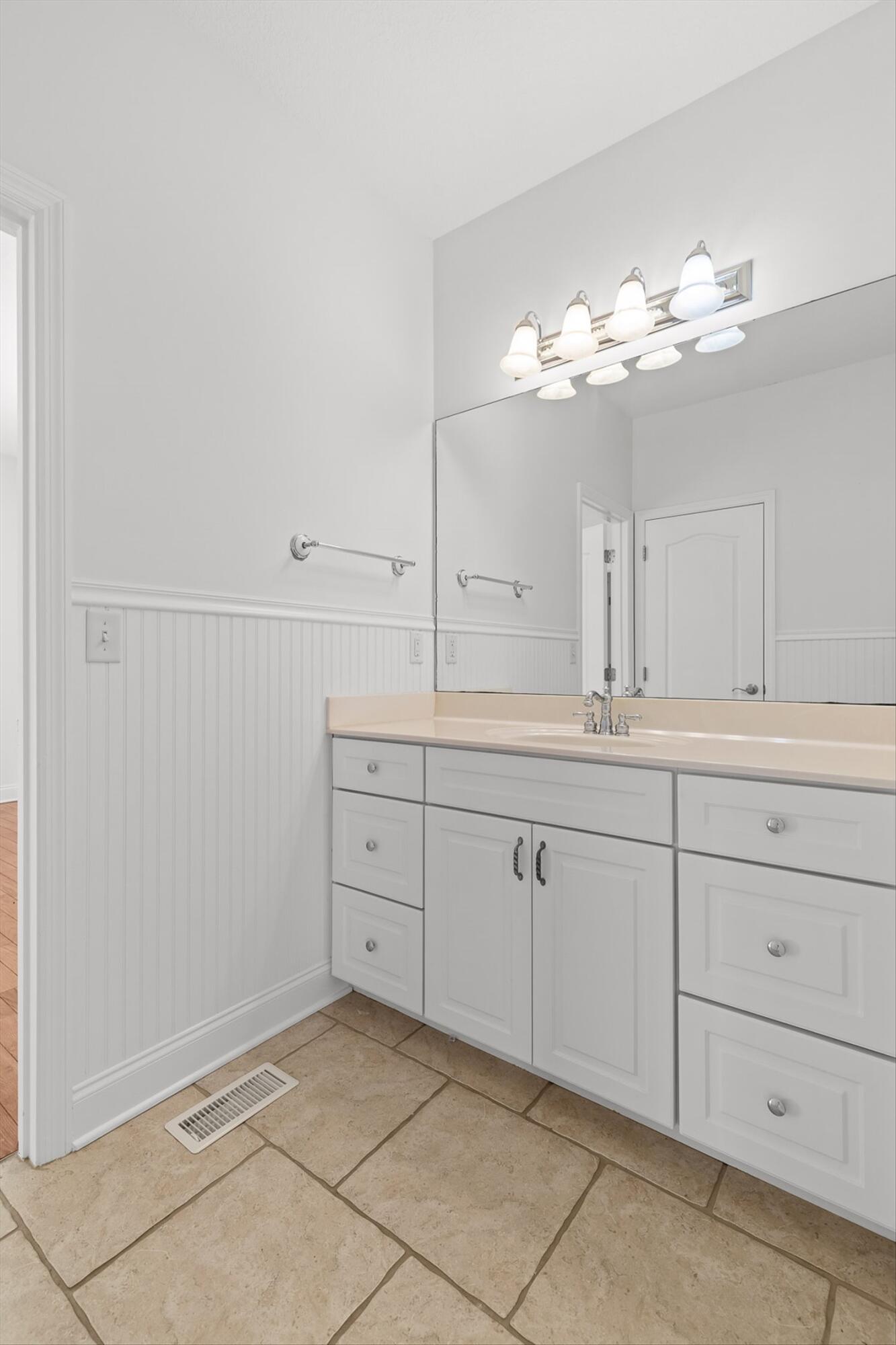 Ooltewah, Tennessee, 37363, United States, 3 Bedrooms Bedrooms, ,3 BathroomsBathrooms,Residential,For Sale,2003260