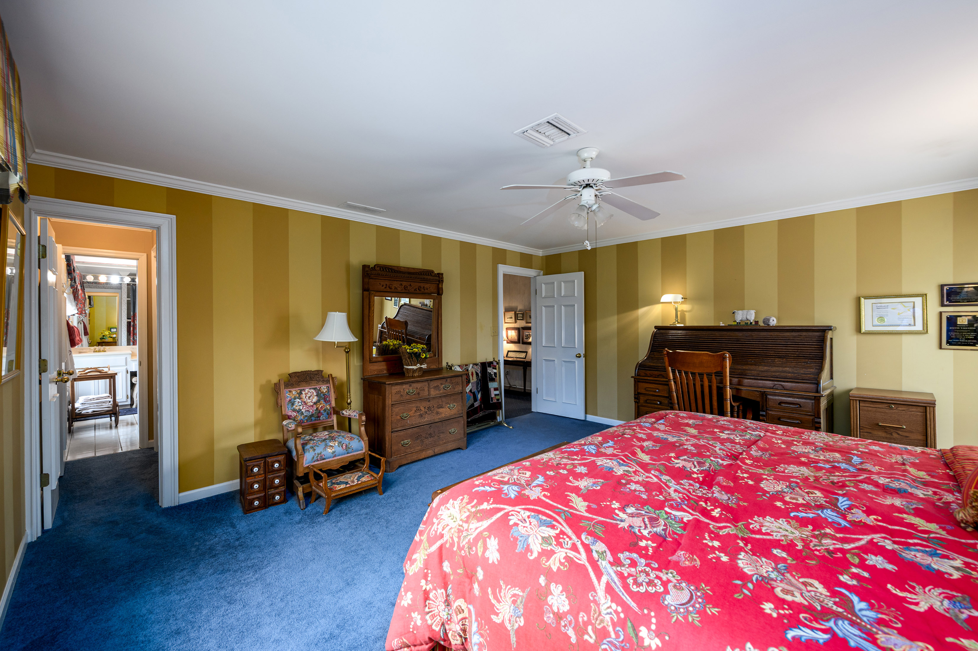  Lakefront Estate with Private Dock, Guest Home and Pool - 物件實景