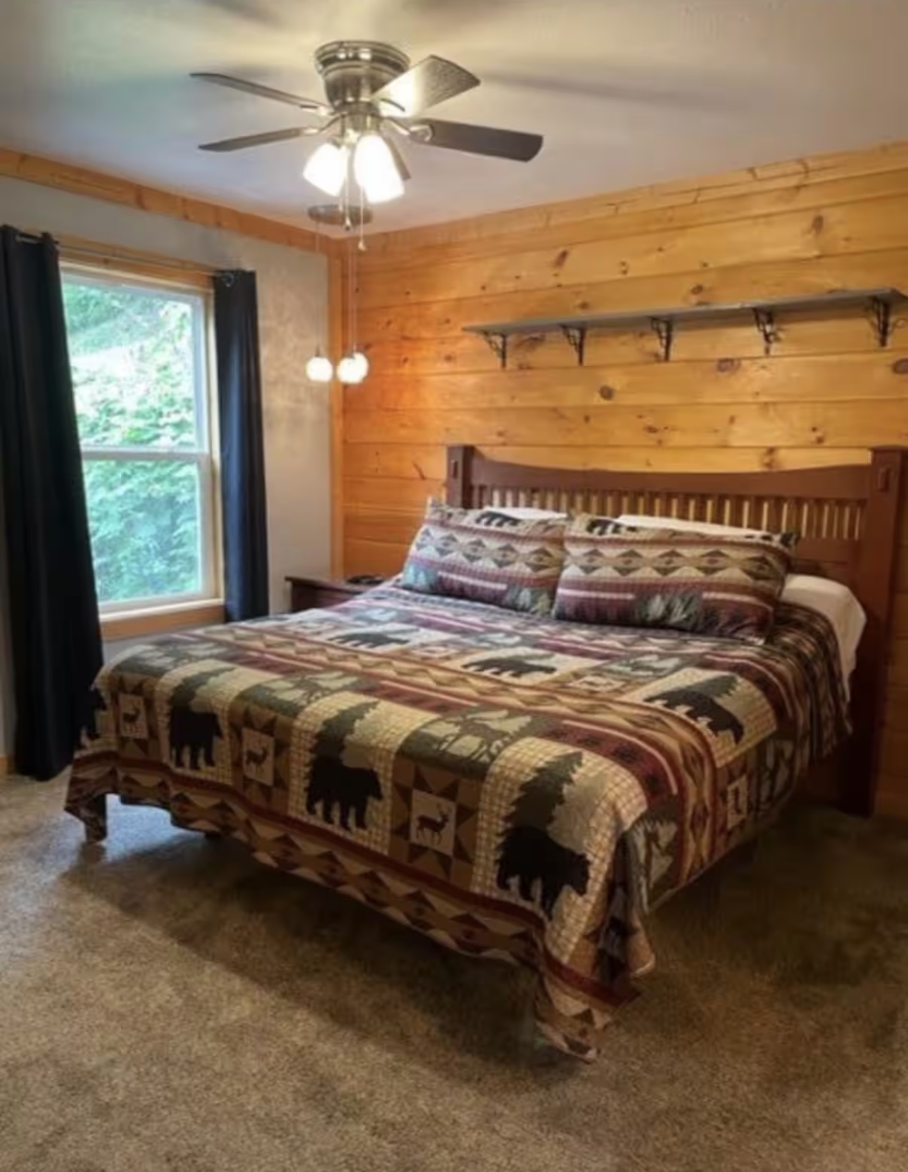 Gatlinburg, Tennessee, 37738, United States, 4 Bedrooms Bedrooms, ,2 BathroomsBathrooms,Residential,For Sale,2005495