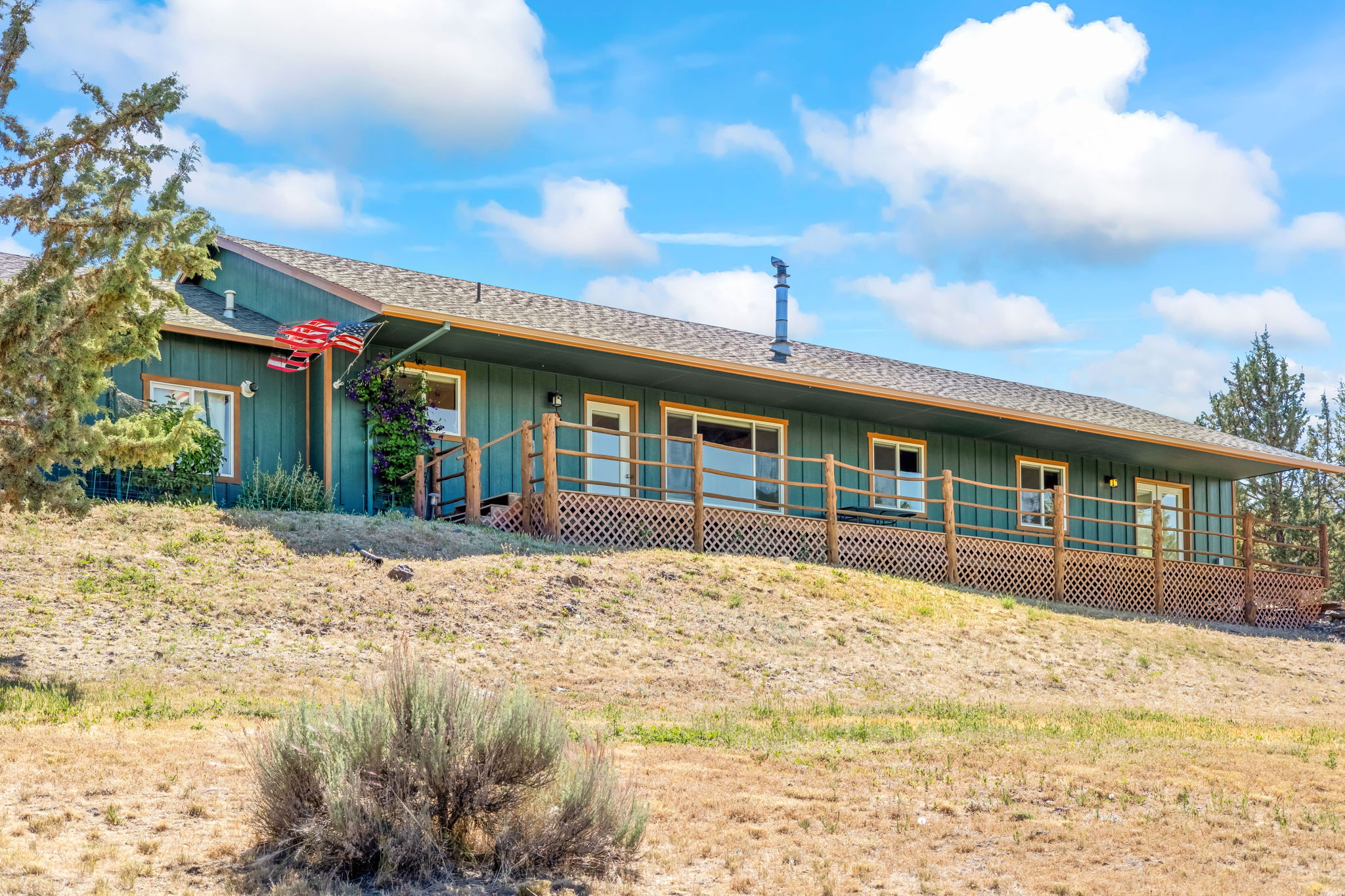 6997 SE Scenic Dr., Prineville, Oregon, 97754, United States, 4 Bedrooms Bedrooms, ,2 BathroomsBathrooms,Residential,For Sale,6997 SE Scenic Dr.,1573189