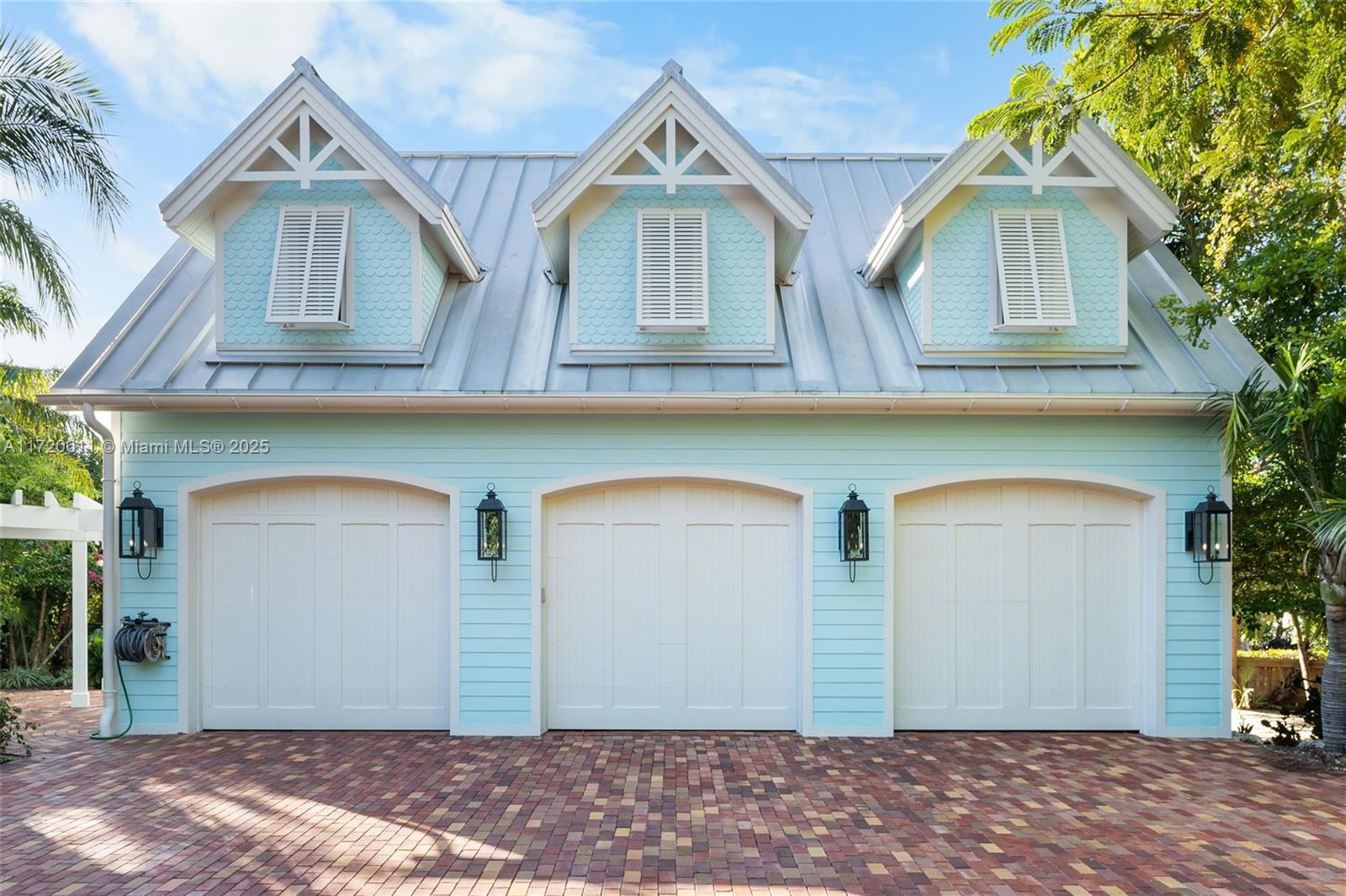 Marathon, Florida, 33050, United States, 5 Bedrooms Bedrooms, ,9 BathroomsBathrooms,Residential,For Sale,1933617