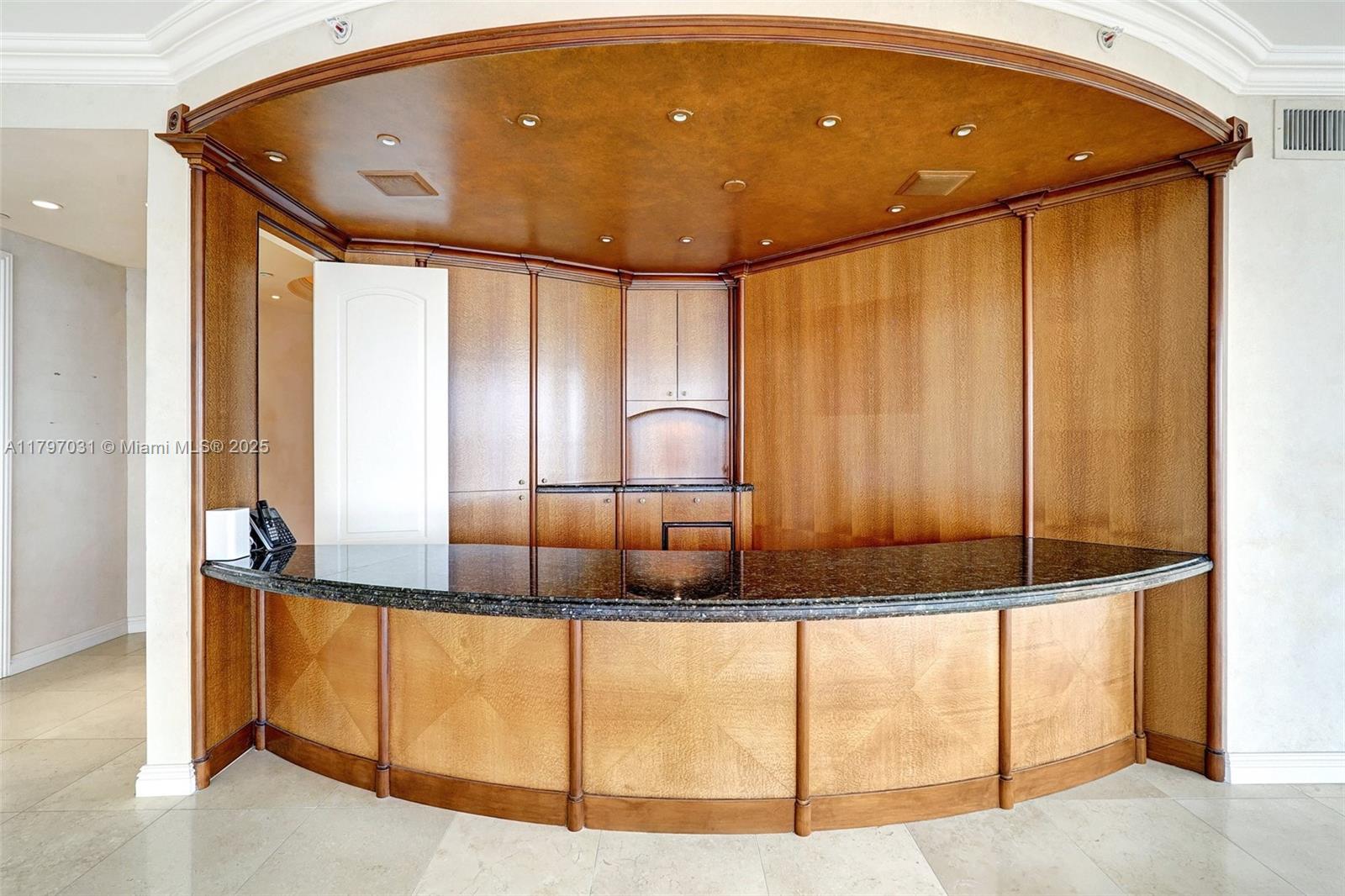 Aventura, Florida, 33180, United States, 4 Bedrooms Bedrooms, ,5 BathroomsBathrooms,Residential,For Sale,1796989