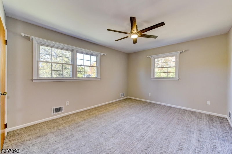 Branchburg Twp., New Jersey, 08876, United States, 4 Bedrooms Bedrooms, ,3 BathroomsBathrooms,Residential,For Sale,1992808