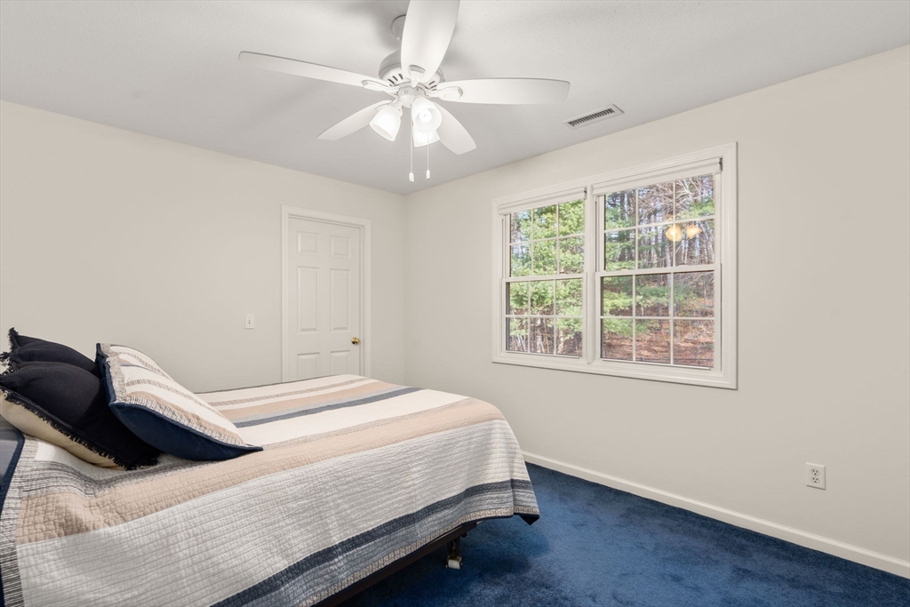 Westfield, Massachusetts, 01085, United States, 4 Bedrooms Bedrooms, ,3 BathroomsBathrooms,Residential,For Sale,1998160