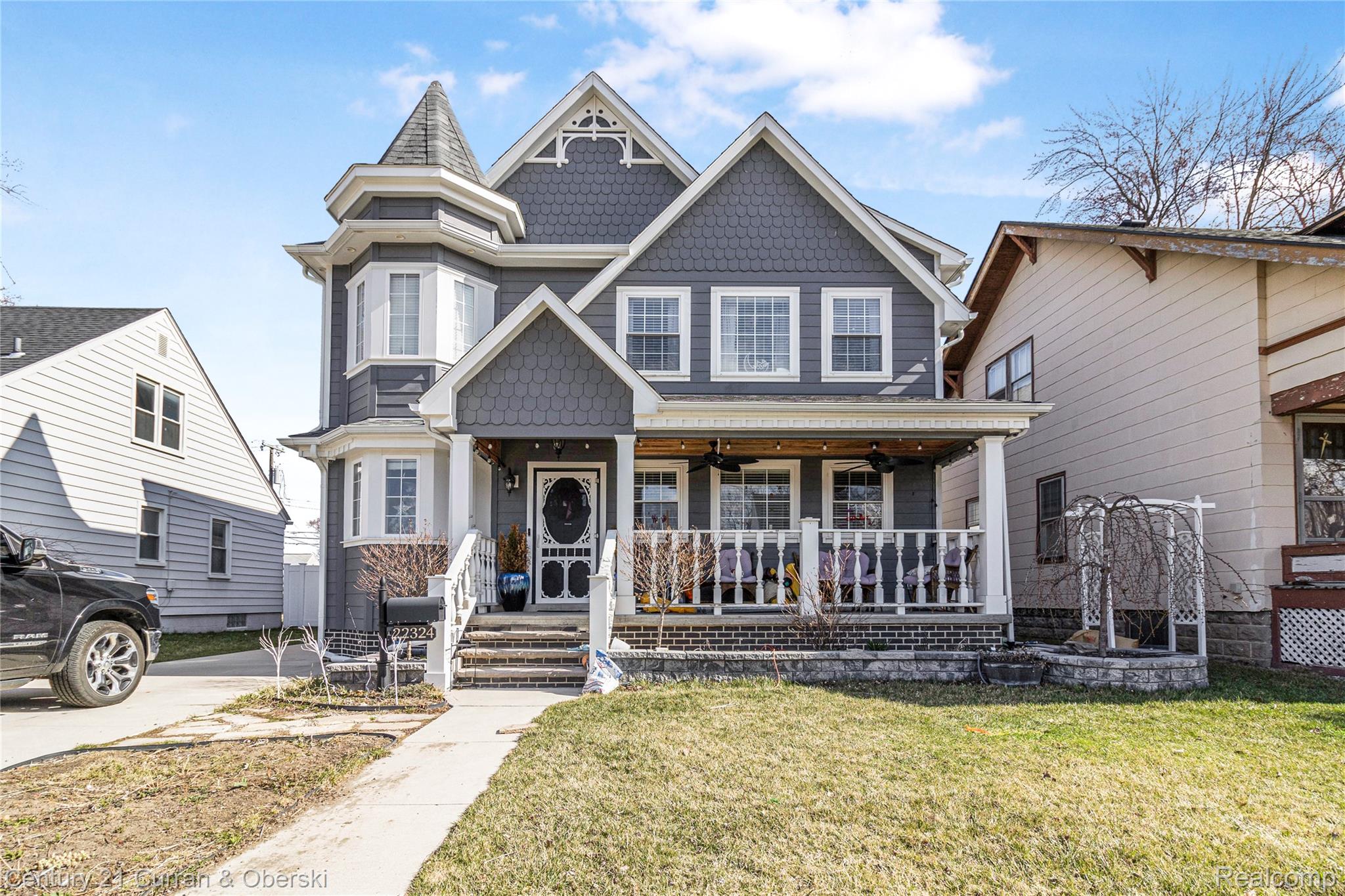 Dearborn, Michigan, 48124, United States, 4 Bedrooms Bedrooms, ,3 BathroomsBathrooms,Residential,For Sale,1921247