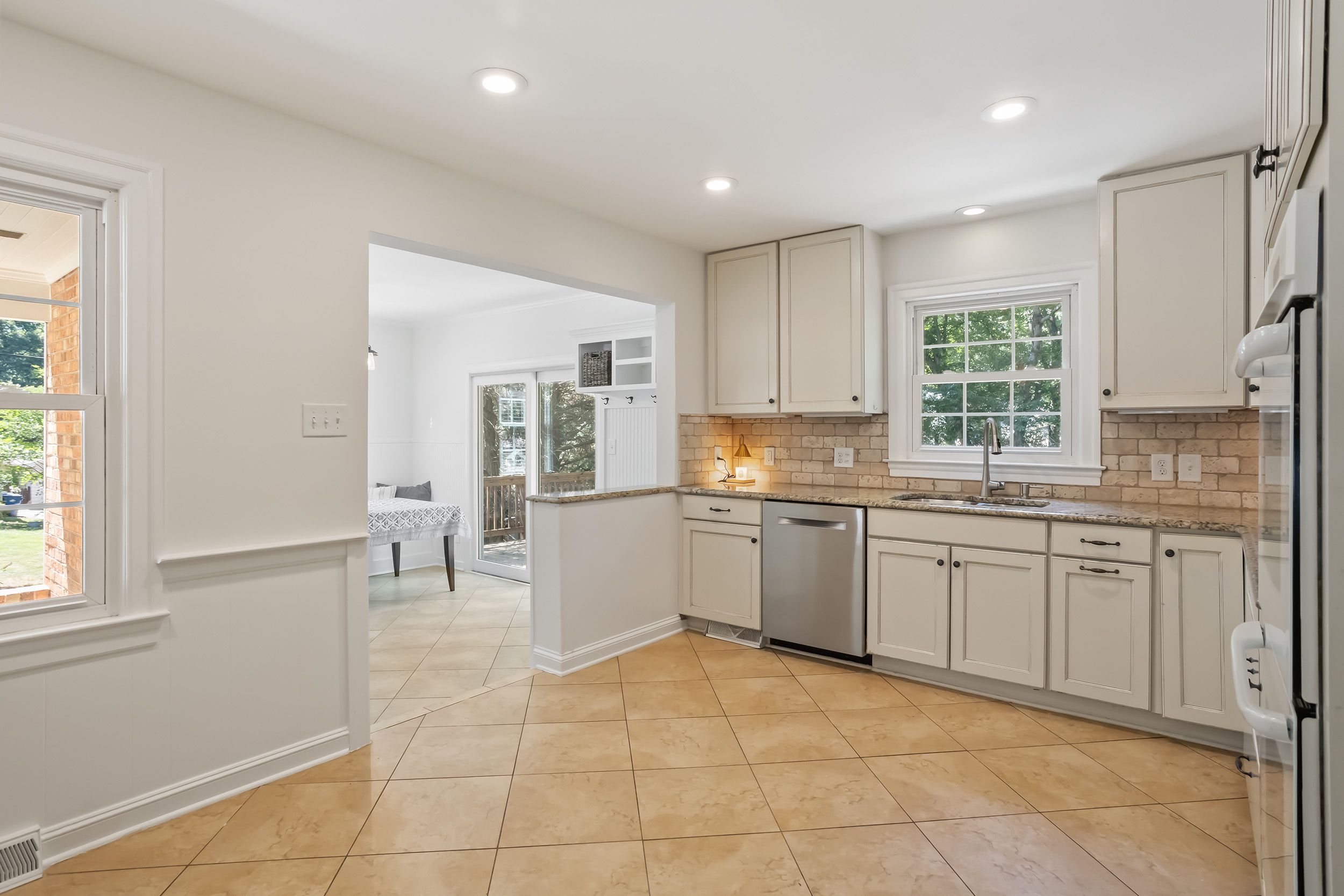  1101 Winona Road, Raleigh, NC, 27609 - 物件實景