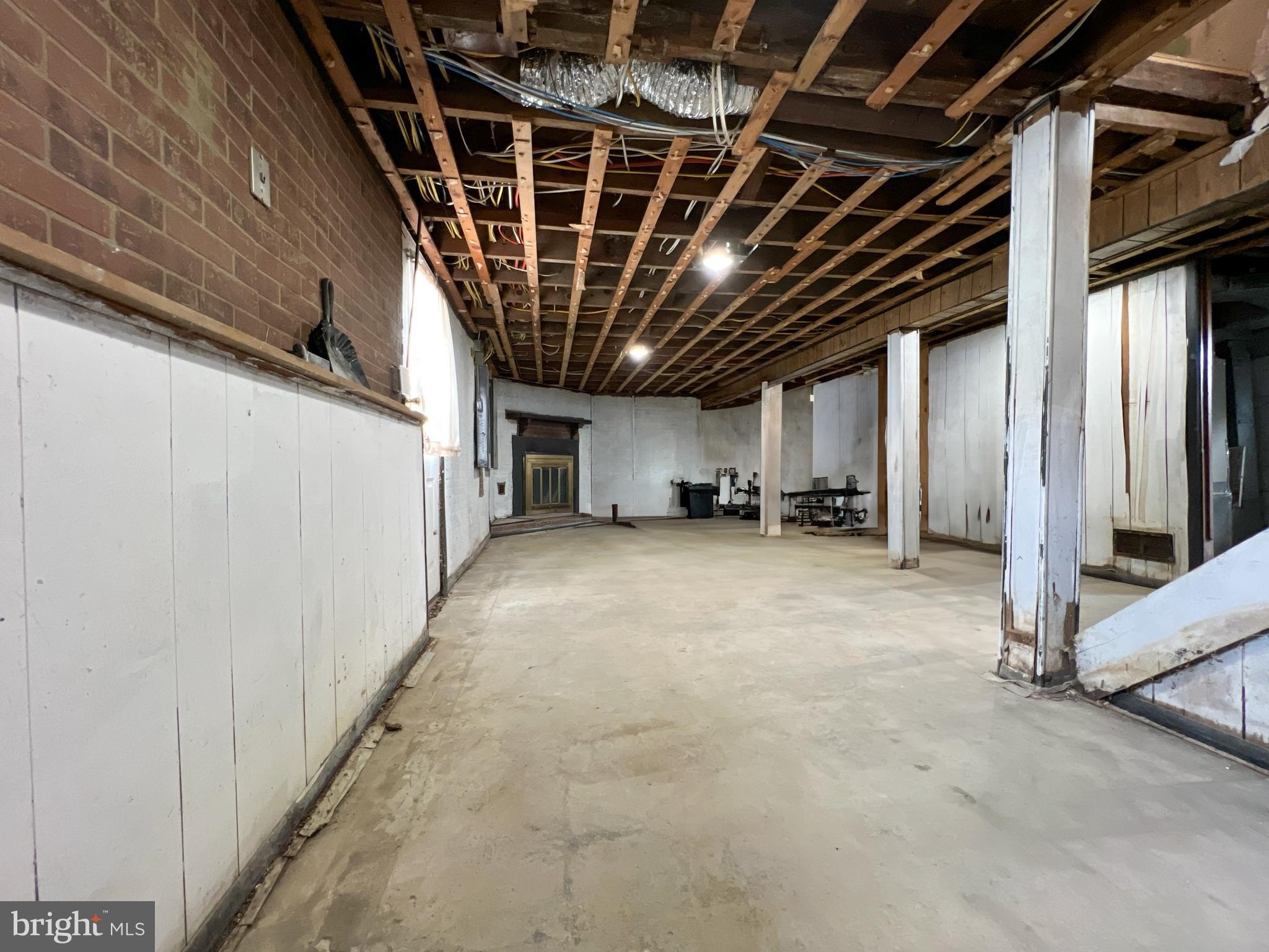 PASADENA, Maryland, 21122, United States, 4 Bedrooms Bedrooms, ,4 BathroomsBathrooms,Residential,For Sale,1975011