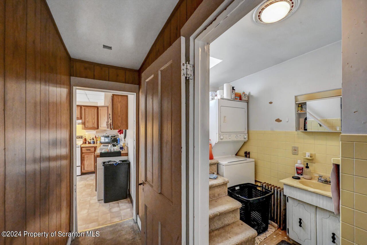 Olyphant, Pennsylvania, 18447, United States, ,Residential,For Sale,1996736