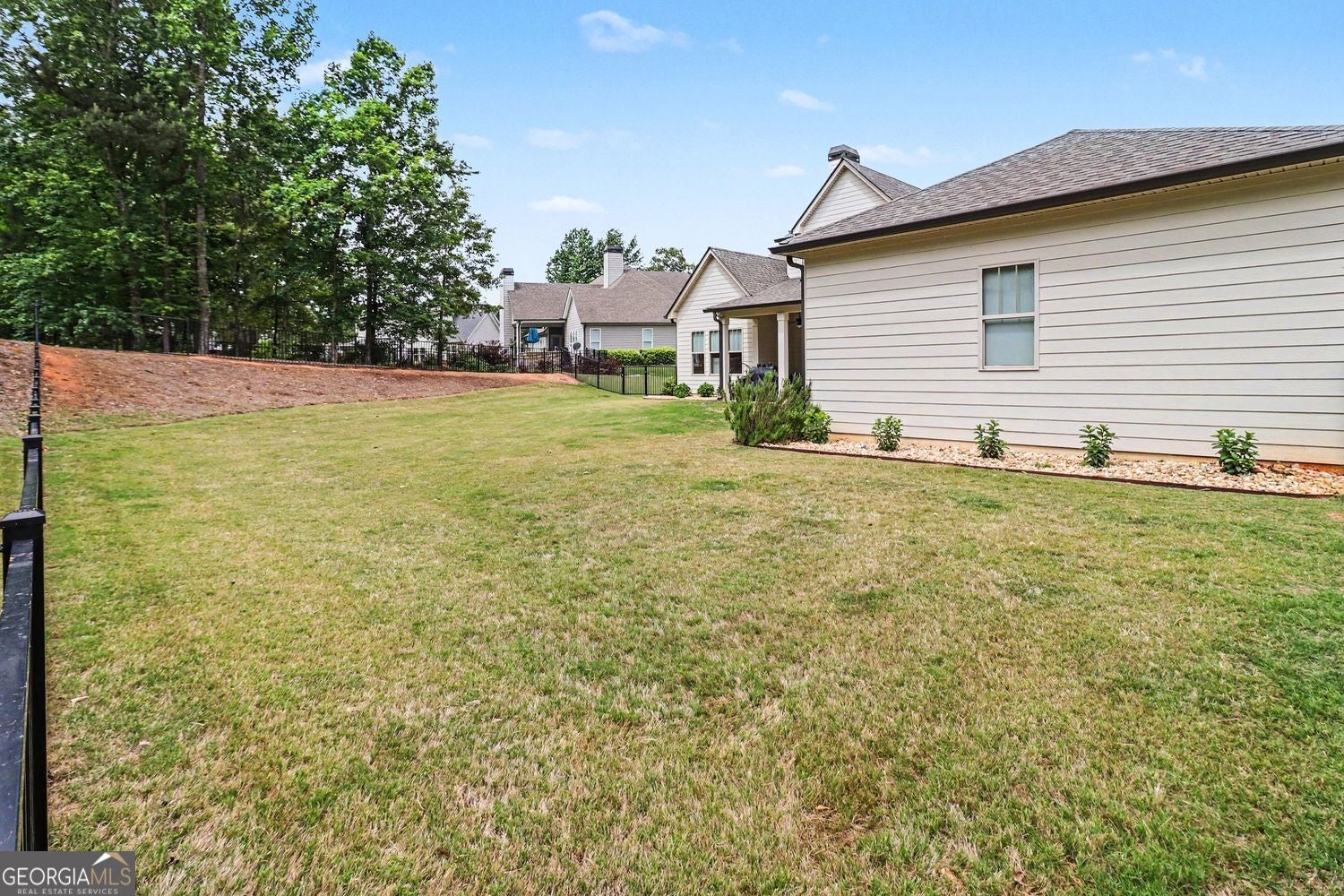 Newnan, Georgia, 30263, United States, 4 Bedrooms Bedrooms, ,4 BathroomsBathrooms,Residential,For Sale,2041136