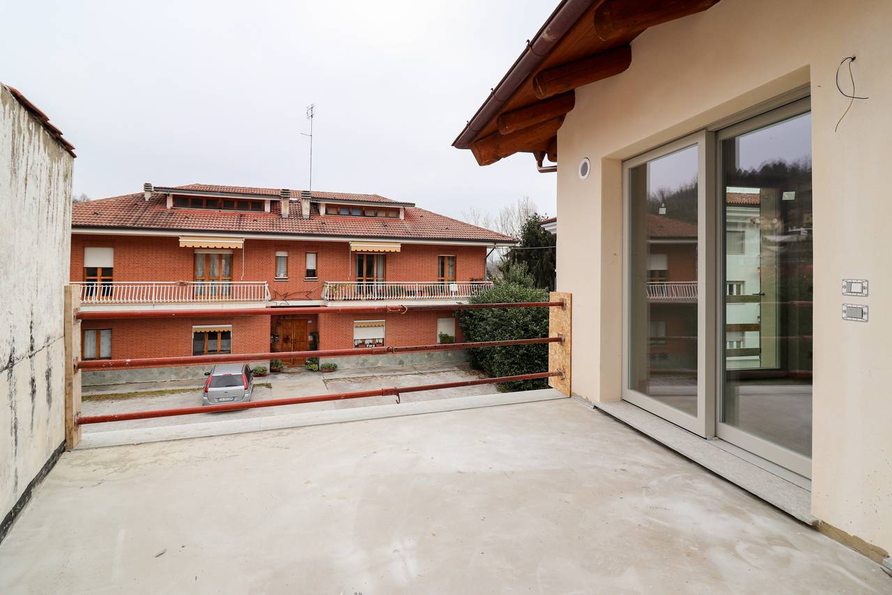 Via Mont?, Monforte d'Alba, Cuneo, 12065, IT, 5 Bedrooms Bedrooms, ,5 BathroomsBathrooms,Residential,For Sale,Via Mont?,1440823