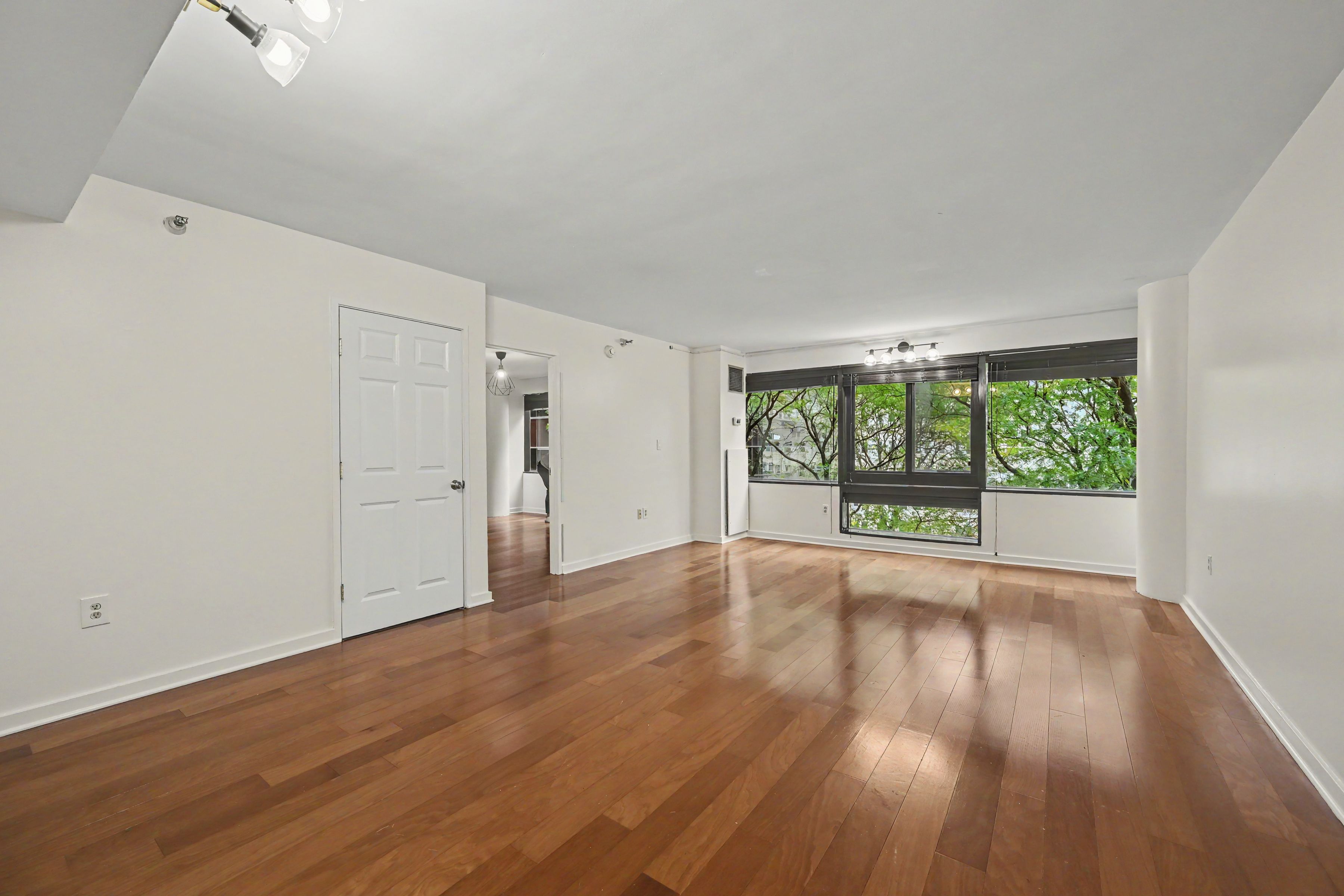  127 Greyrock Place APT 706 - 物件實景
