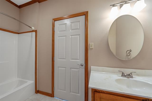 Hawkins, Texas, 75765, United States, 3 Bedrooms Bedrooms, ,3 BathroomsBathrooms,Residential,For Sale,1977788