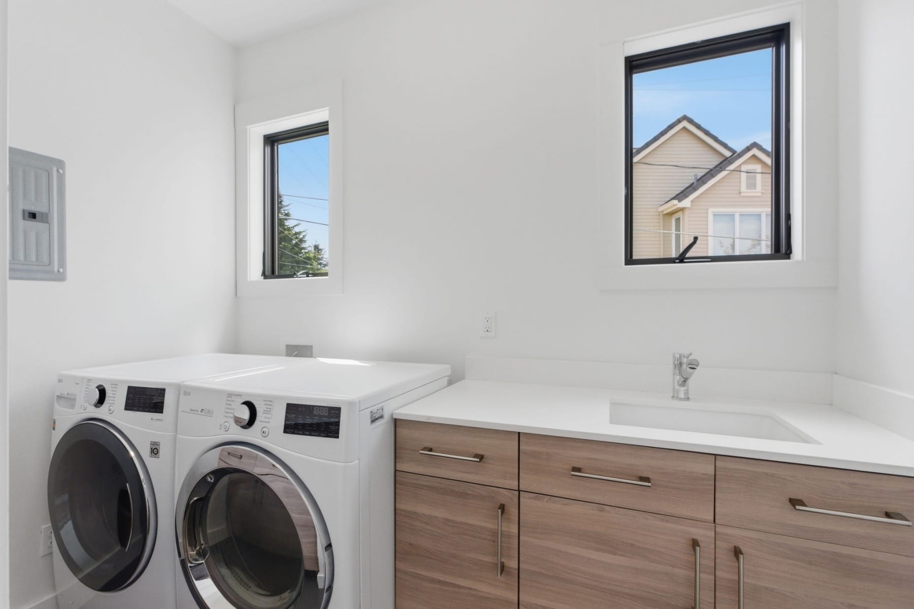  4409 SW CARL PL Portland, OR 97239 - 物件實景