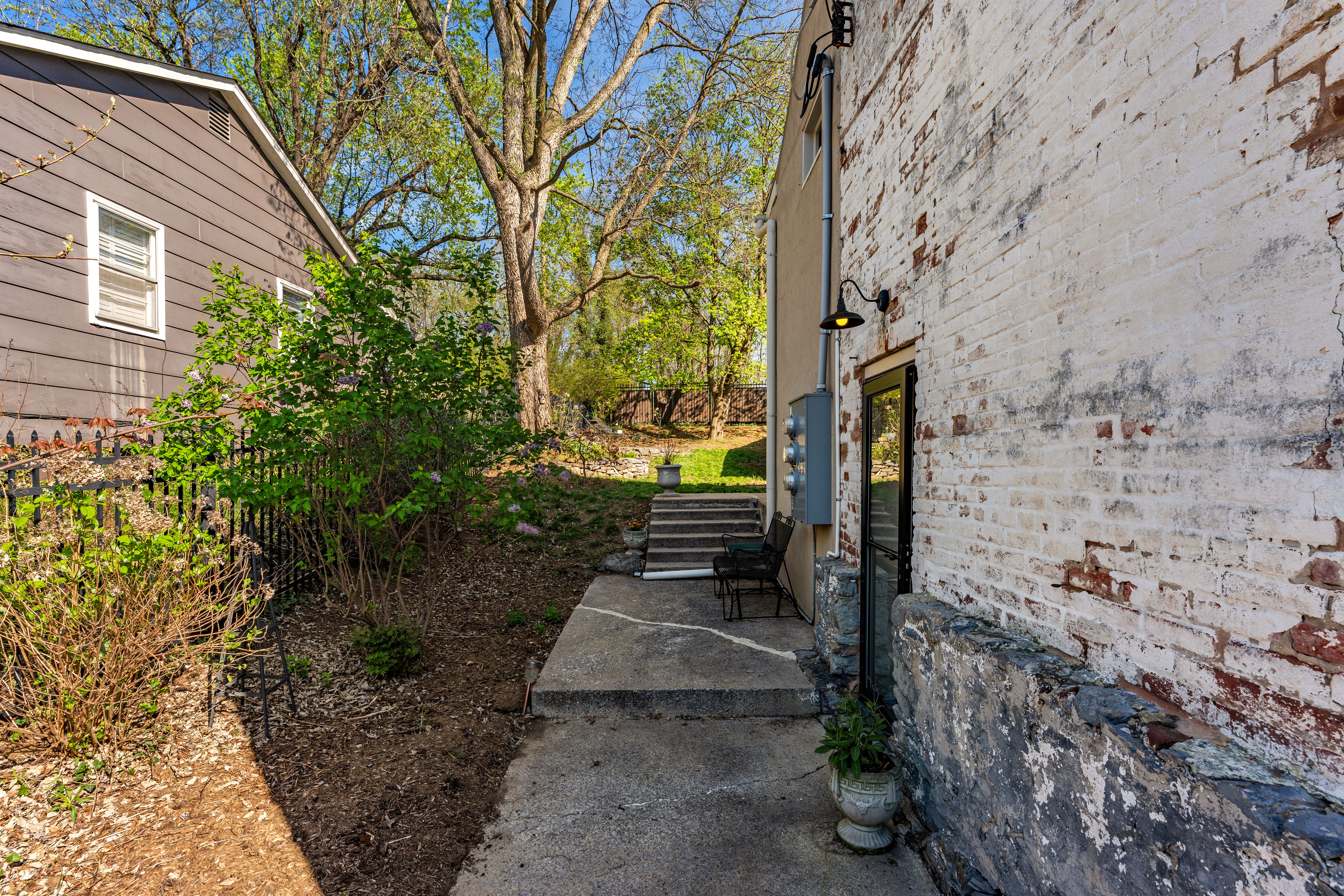 301 E German Street, Shepherdstown, WV, 25443 - 物件實景