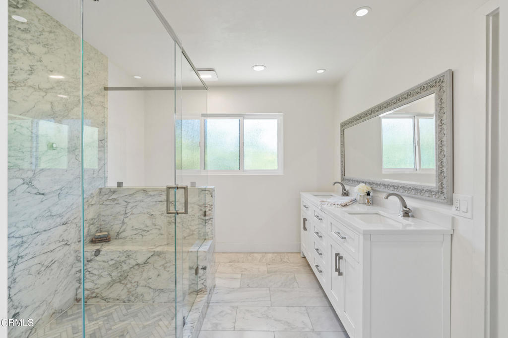 Thousand Oaks, California, 91360, United States, 4 Bedrooms Bedrooms, ,3 BathroomsBathrooms,Residential,For Sale,1974854