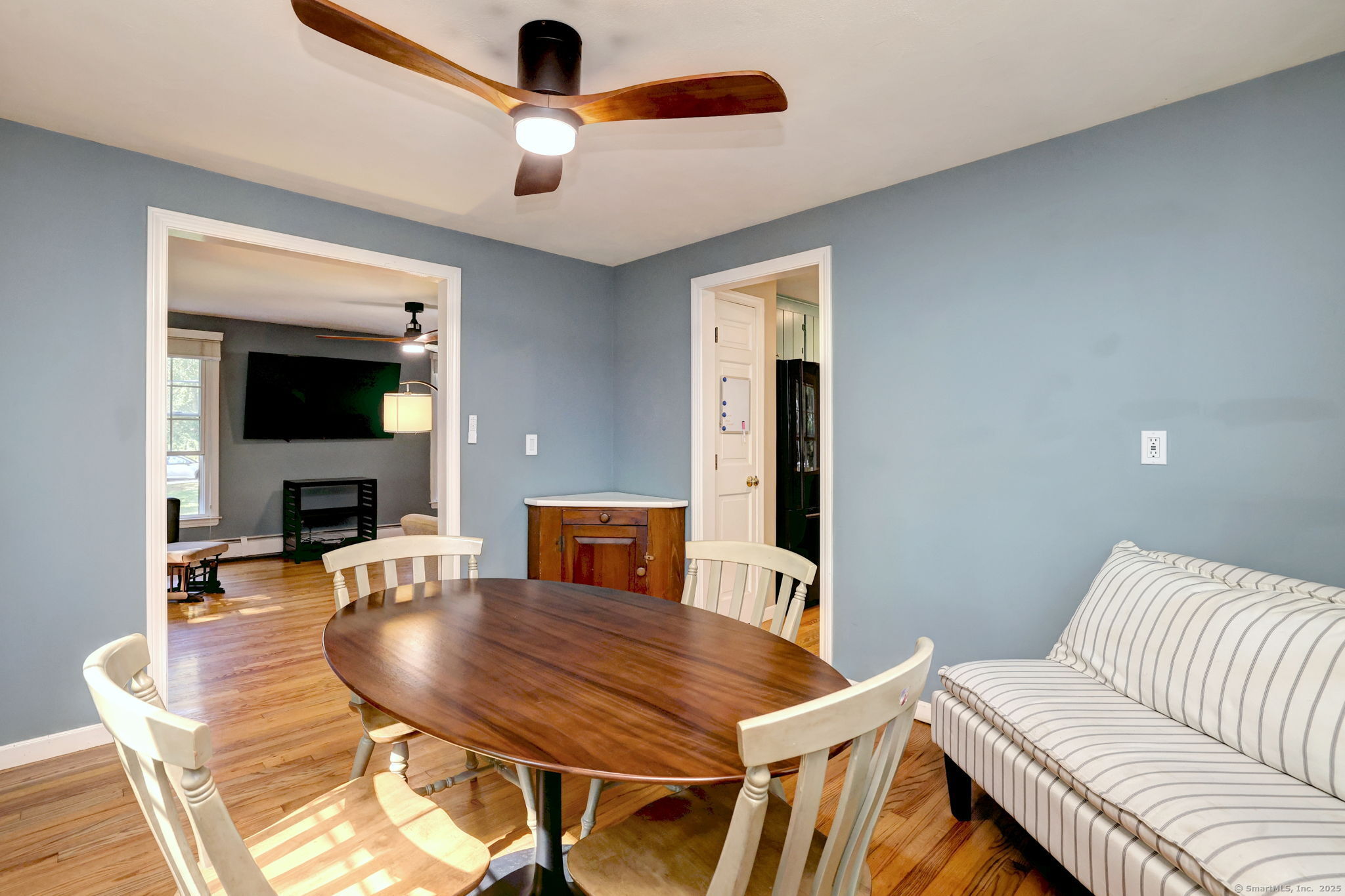 Guilford, Connecticut, 06437, United States, 4 Bedrooms Bedrooms, ,3 BathroomsBathrooms,Residential,For Sale,1955104