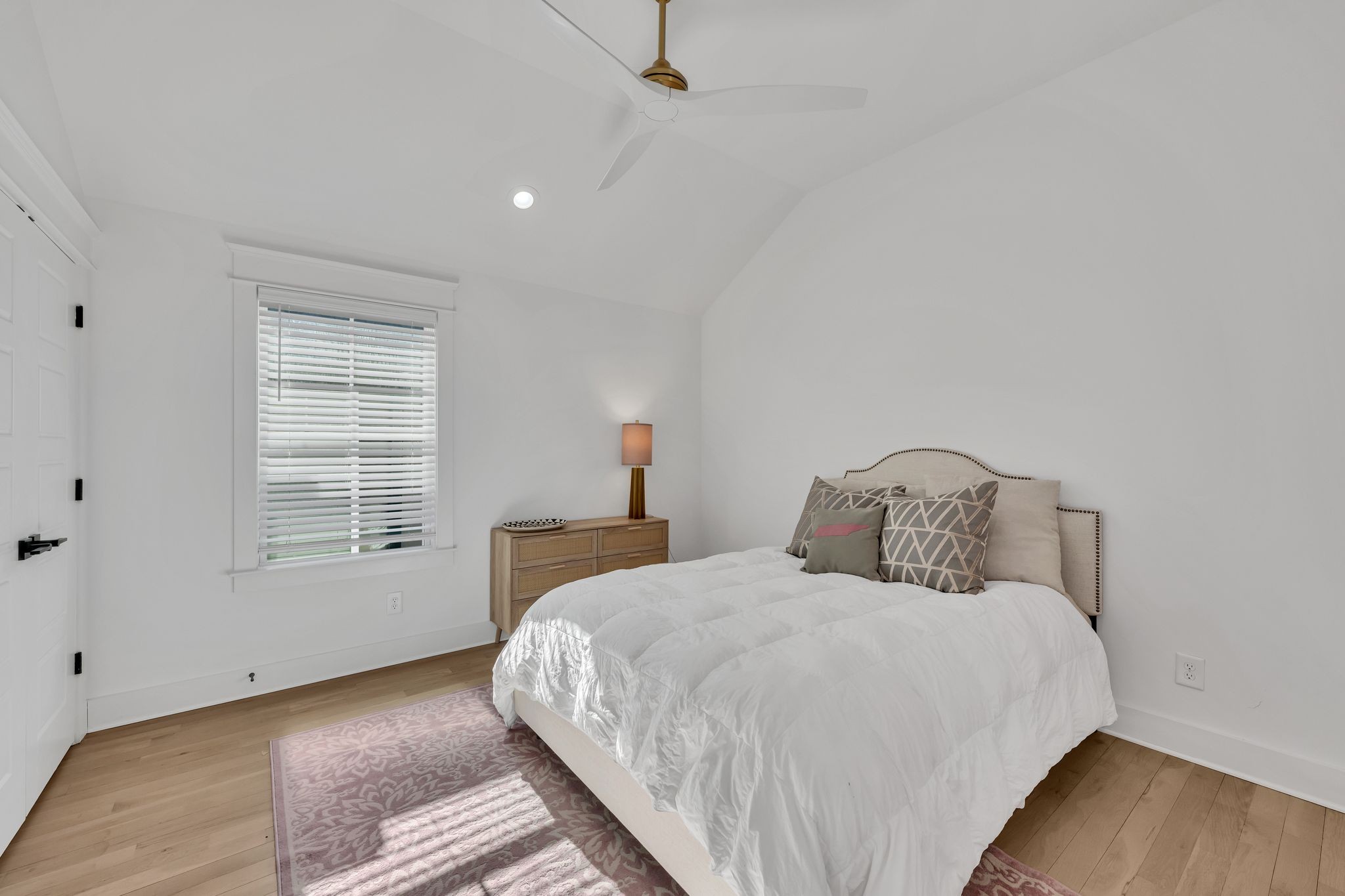  611B James Ave, Nashville, TN, 37209 - 物件實景