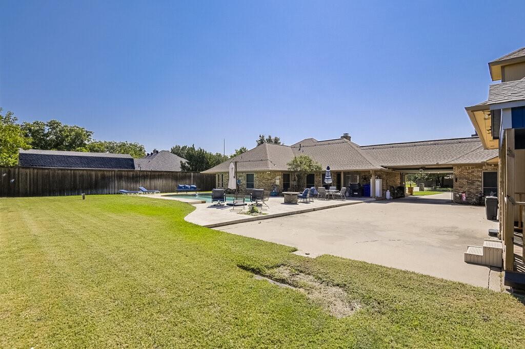 Kennedale, Texas, 76060, United States, 3 Bedrooms Bedrooms, ,3 BathroomsBathrooms,Residential,For Sale,1995469