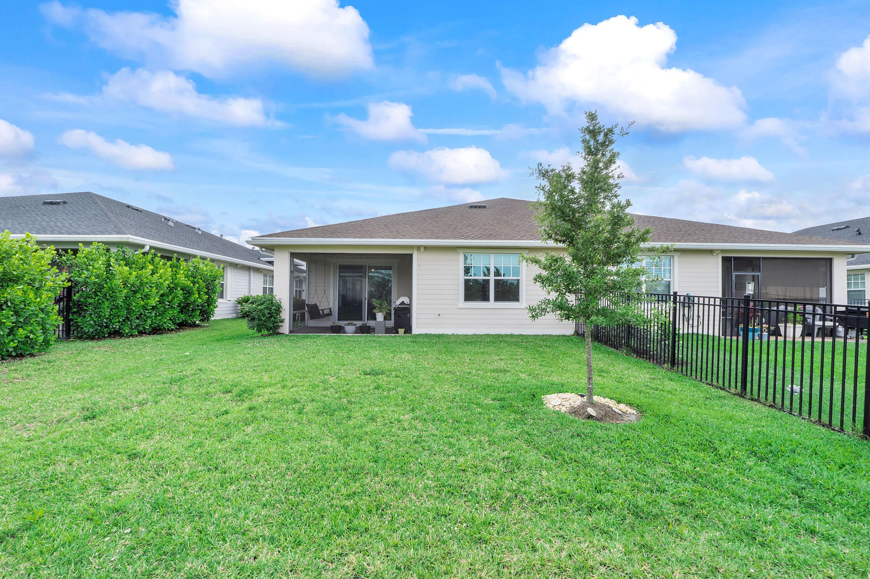 Loxahatchee, Florida, 33470, United States, 3 Bedrooms Bedrooms, ,2 BathroomsBathrooms,Residential,For Sale,1762338