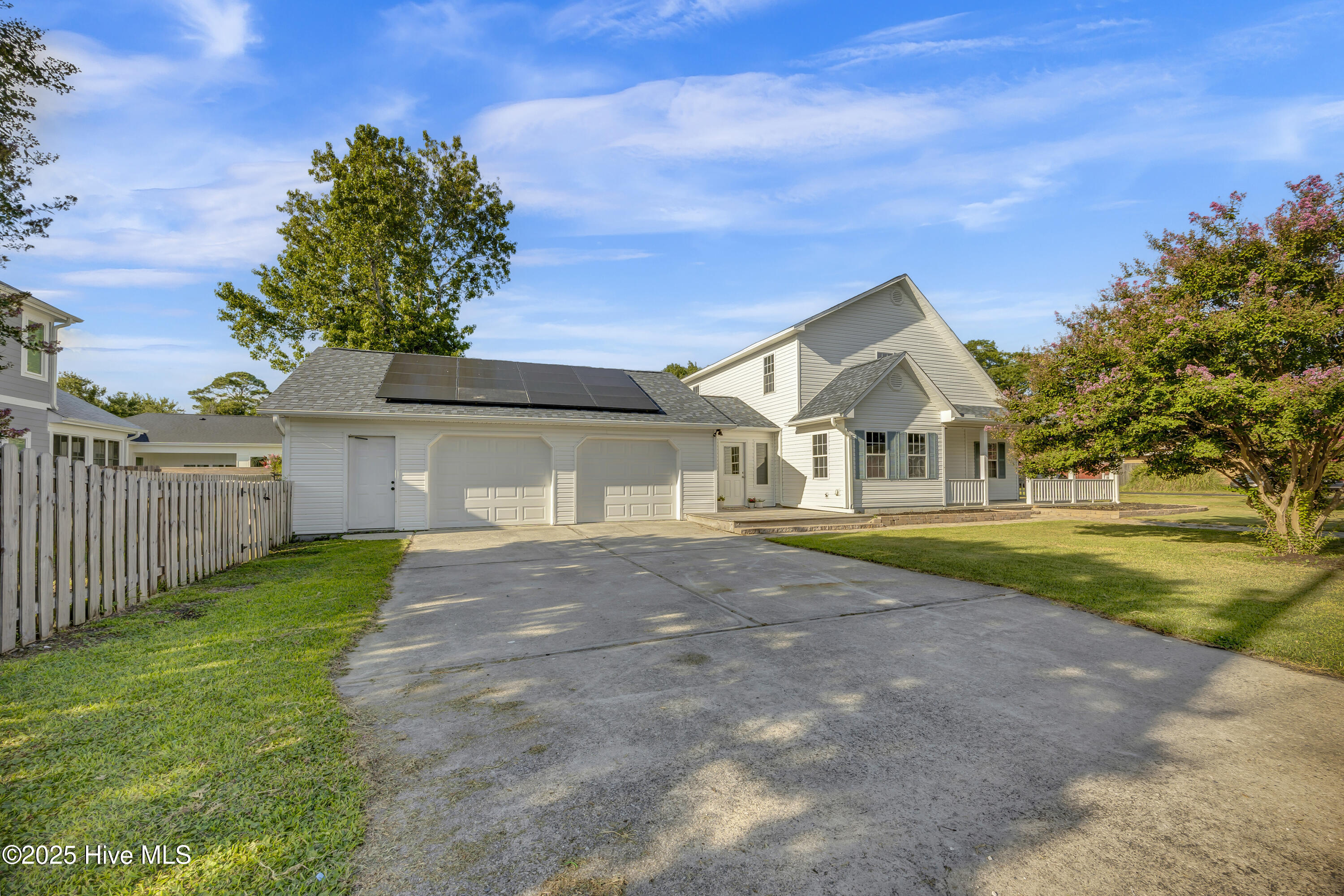 Carolina Beach, North Carolina, 28428, United States, 4 Bedrooms Bedrooms, ,4 BathroomsBathrooms,Residential,For Sale,1906698