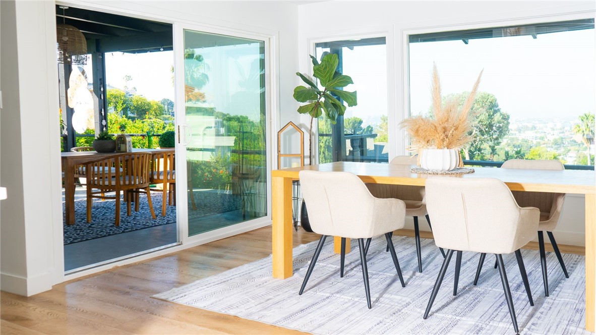 Los Angeles, California, 90027, United States, 3 Bedrooms Bedrooms, ,3 BathroomsBathrooms,Residential,For Sale,1980837