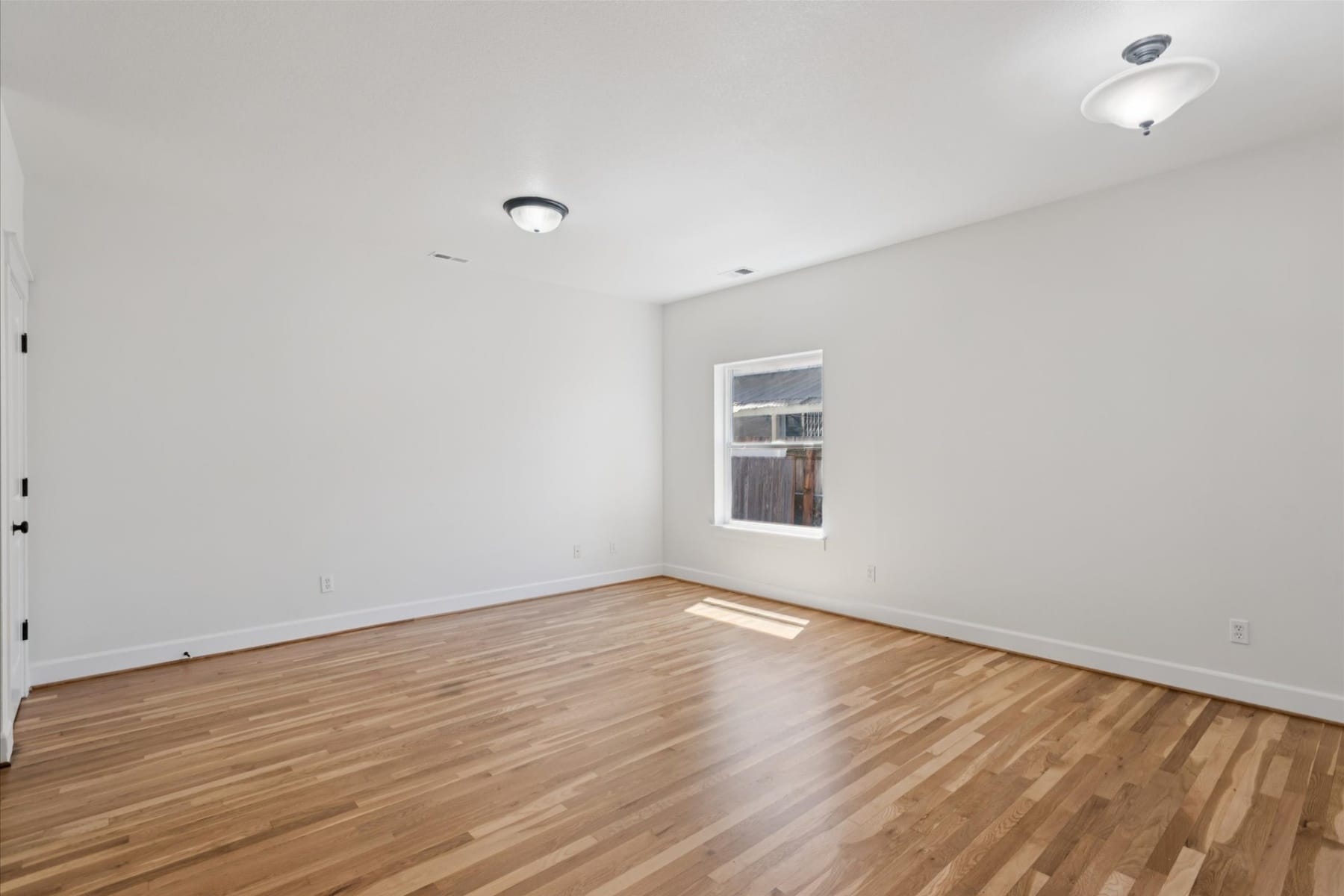  2605 SE 105TH AVE Portland, OR 97266 - 物件實景