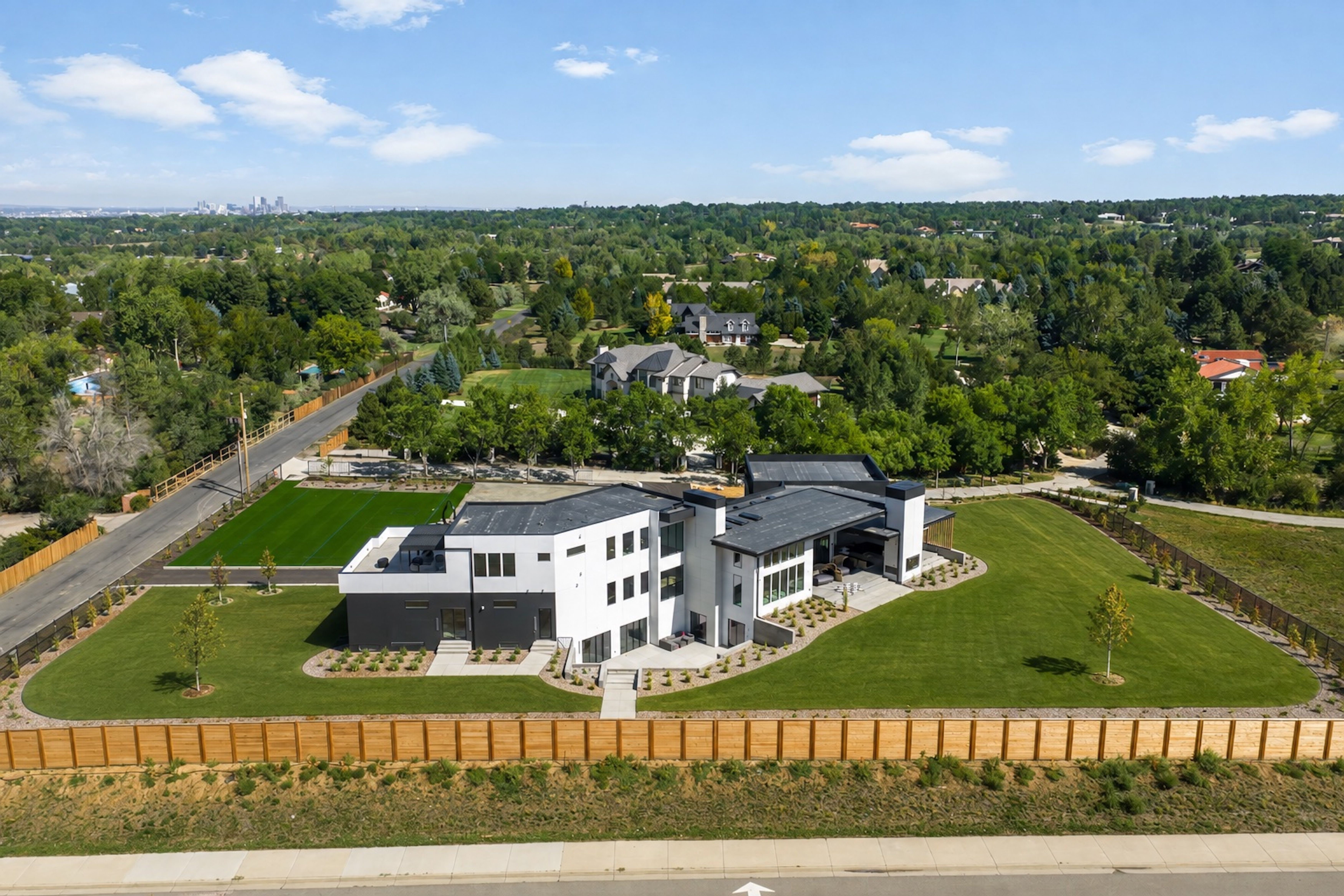  1 Carriage Brook Road, Cherry Hills Village, CO, 80121 - 物件實景