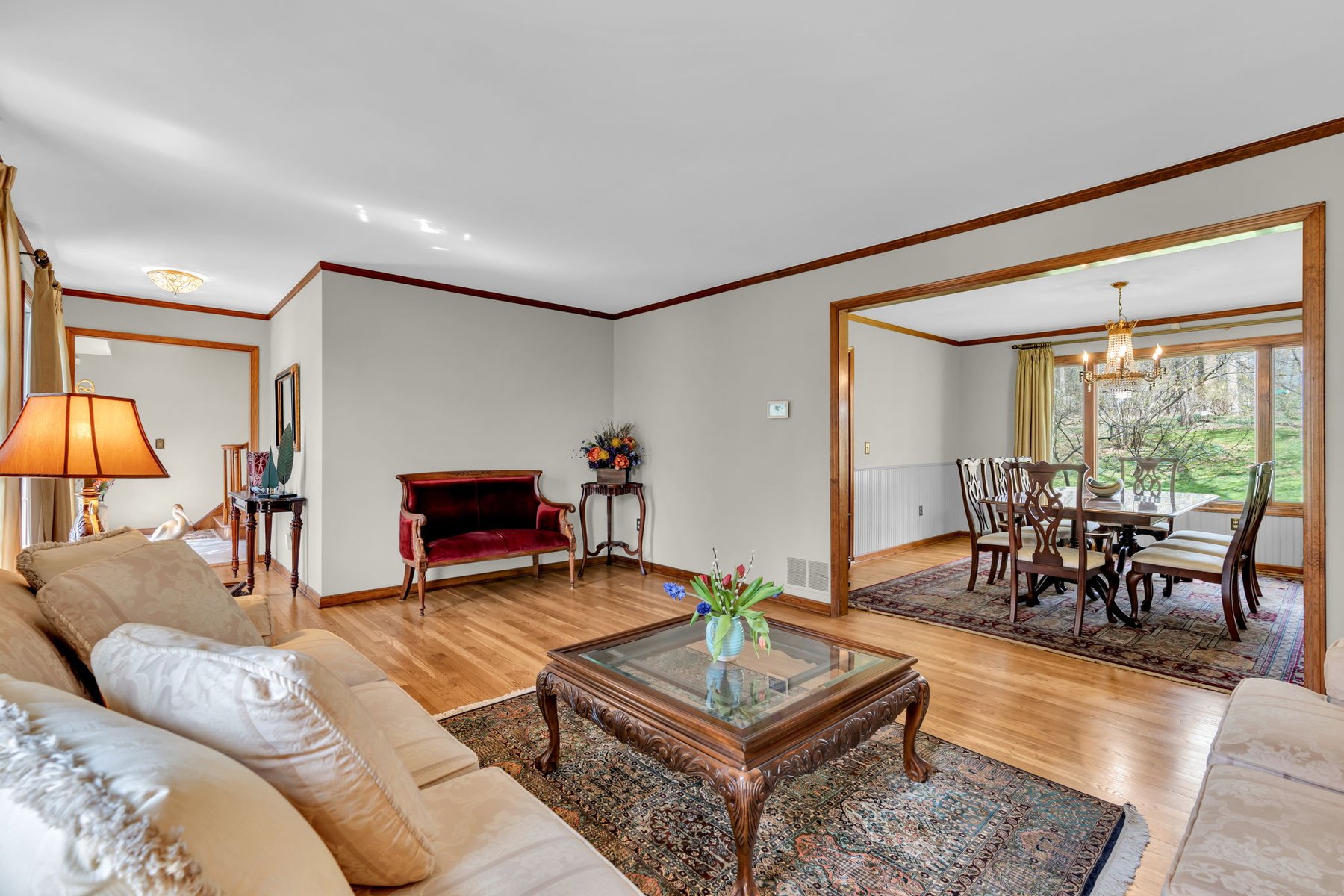  Spacious Middletown Colonial with Updates - 物件實景