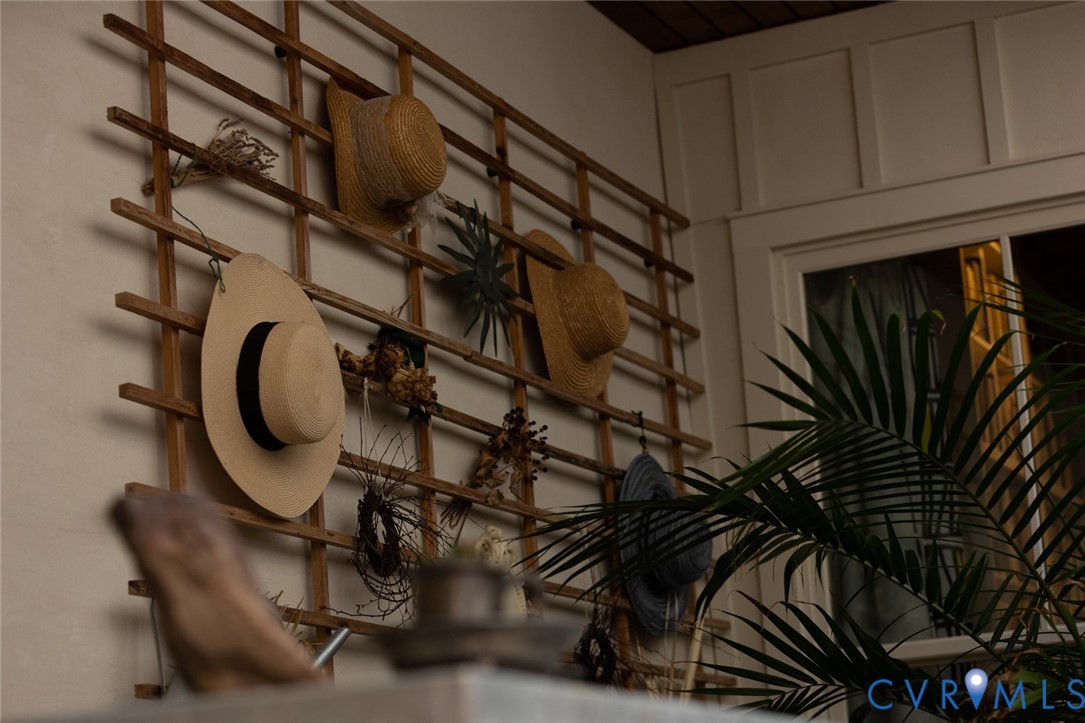 Farmville, Virginia, 23901, United States, 3 Bedrooms Bedrooms, ,3 BathroomsBathrooms,Residential,For Sale,1981150