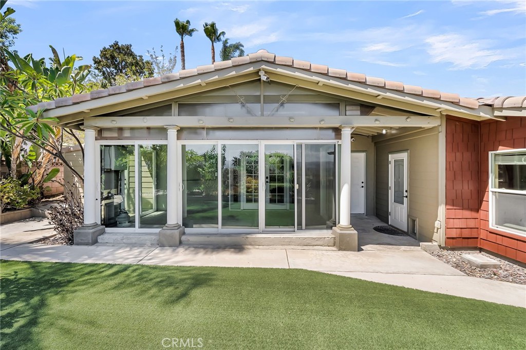 Jurupa Valley, California, 92509, United States, 3 Bedrooms Bedrooms, ,2 BathroomsBathrooms,Residential,For Sale,1939964