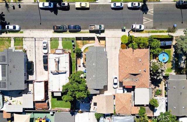 Los Angeles, California, 90002, United States, 3 Bedrooms Bedrooms, ,1 BathroomBathrooms,Residential,For Sale,1993847