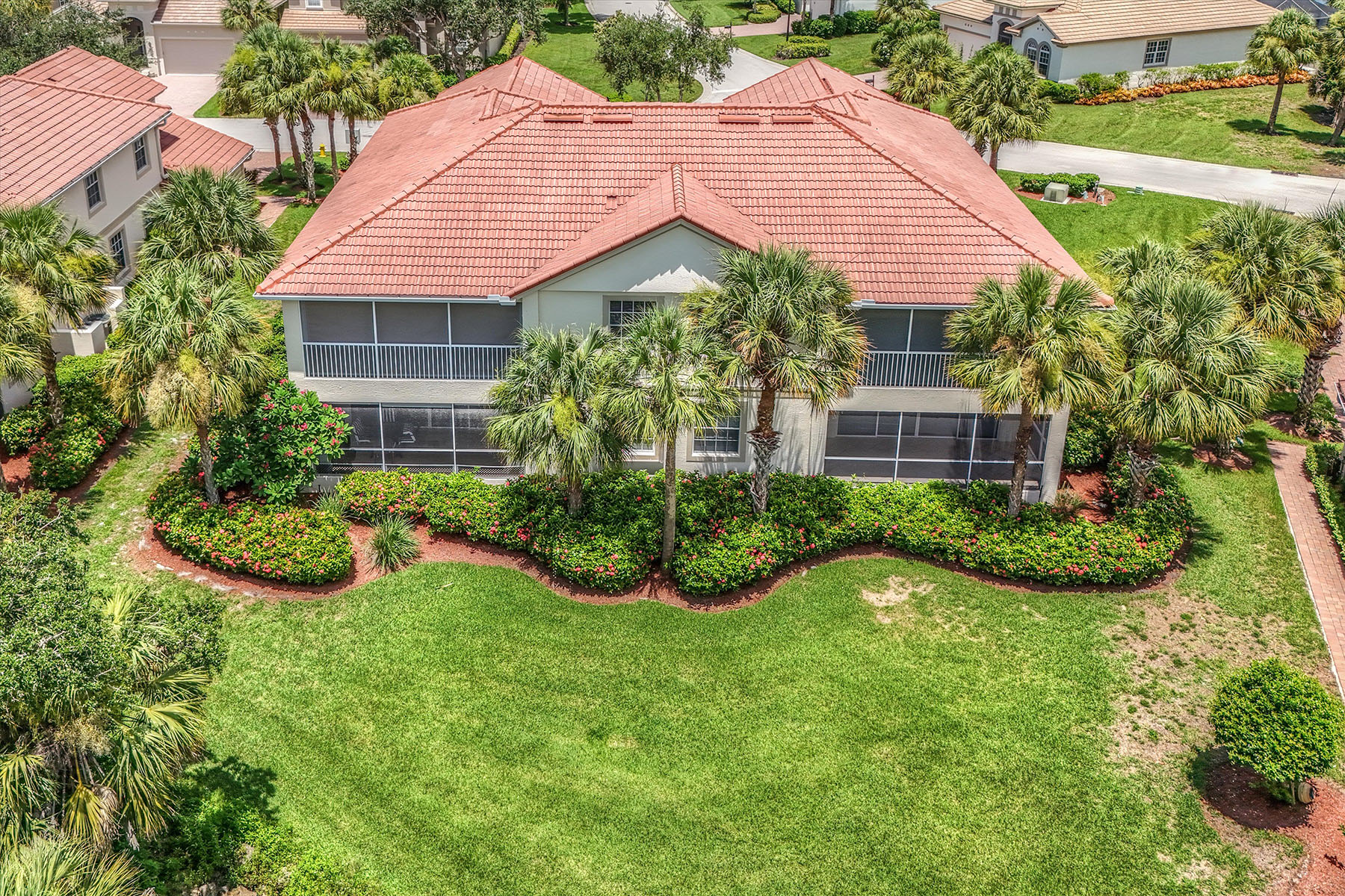  CROWN COLONY - OXFORD POINTE - 物件實景