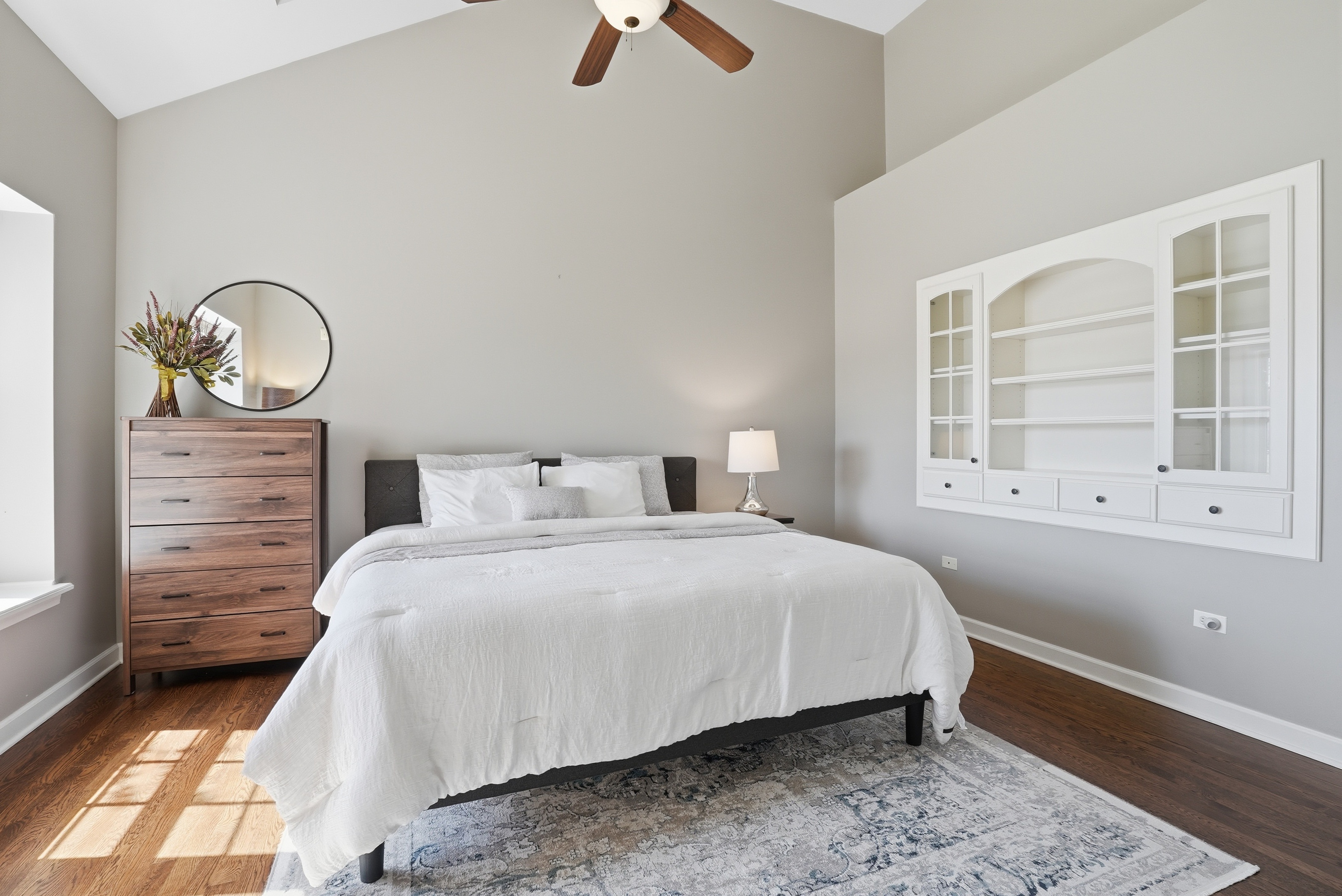  The Crown Jewel of Tall Grass: Waterfront Privacy Meets the Ultimate Layout - 物件實景