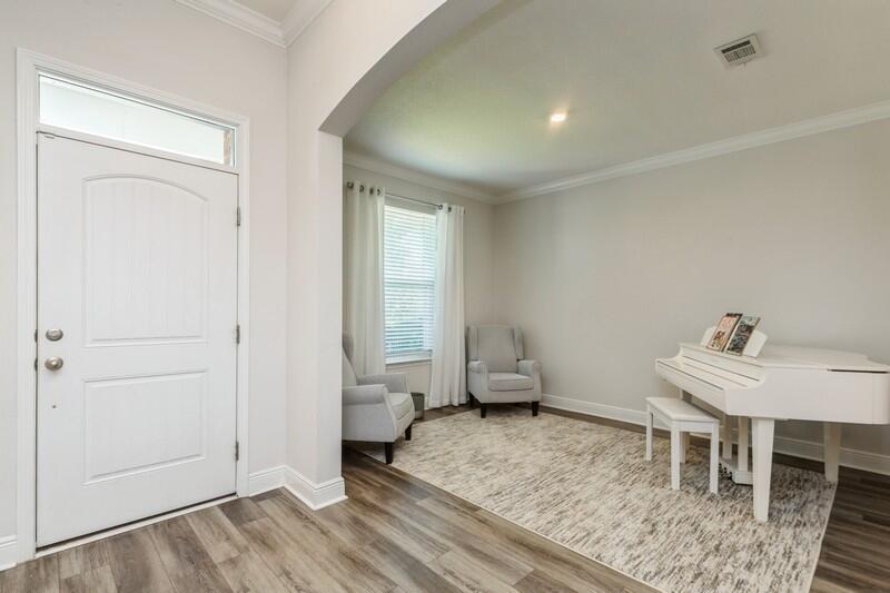 Freeport, Florida, 32439, United States, 4 Bedrooms Bedrooms, ,3 BathroomsBathrooms,Residential,For Sale,1876271