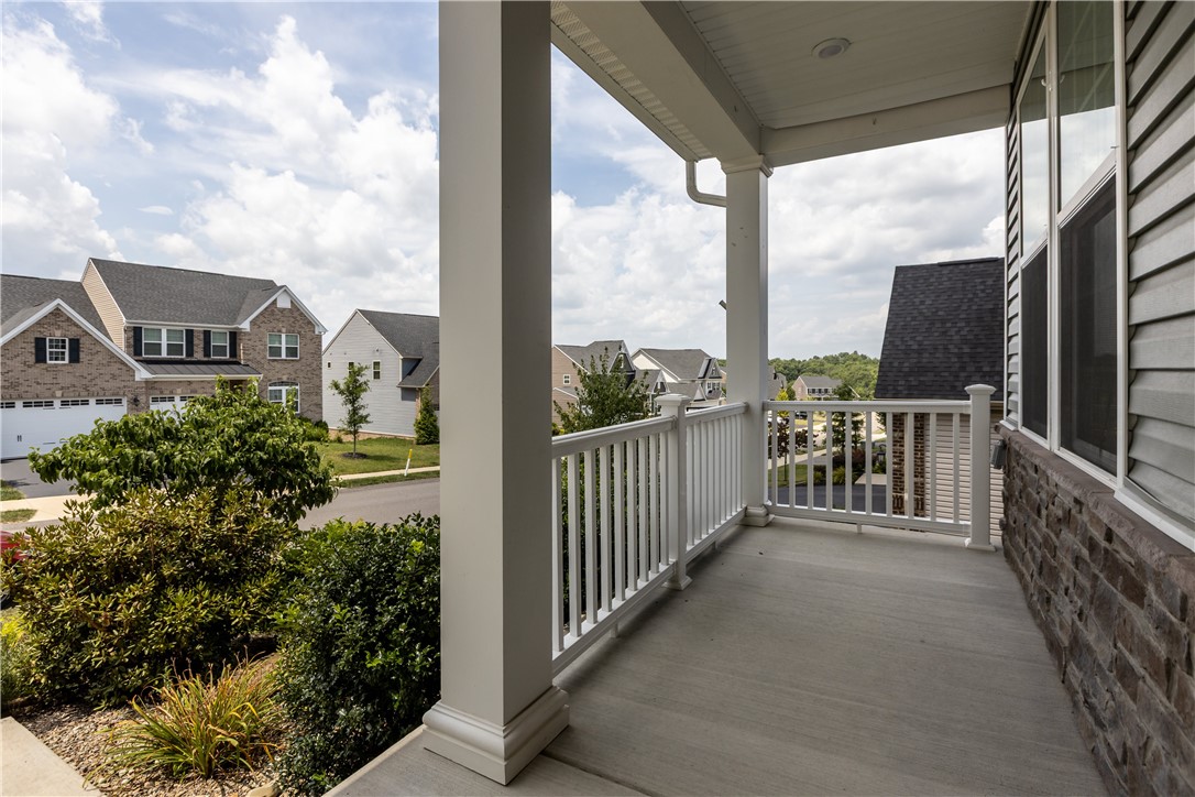 Robinson Twp, Pennsylvania, 15136, United States, 5 Bedrooms Bedrooms, ,4 BathroomsBathrooms,Residential,For Sale,1906122