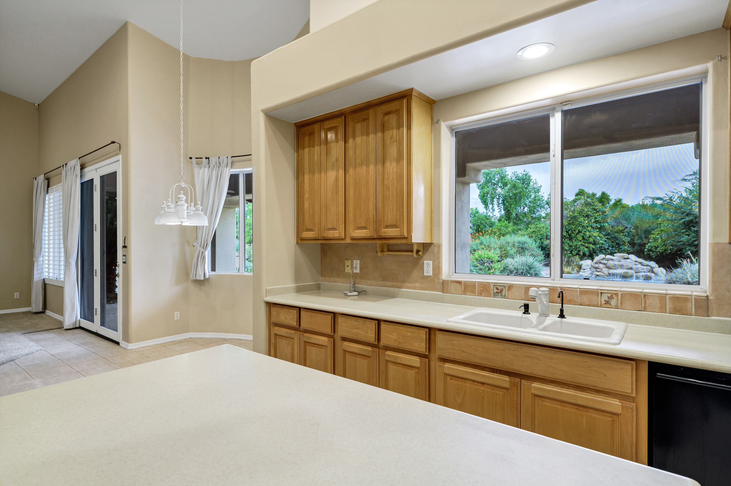 Mesa, Arizona, 85205, United States, 6 Bedrooms Bedrooms, ,3 BathroomsBathrooms,Residential,For Sale,1900615