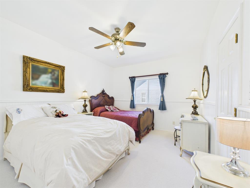 Waxahachie, Texas, 75165, United States, 3 Bedrooms Bedrooms, ,2 BathroomsBathrooms,Residential,For Sale,1977145