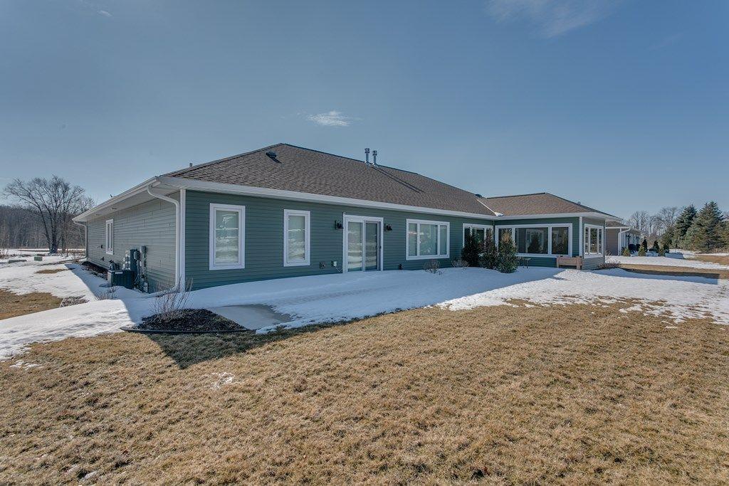 Egg Harbor, Wisconsin, 54209, United States, 2 Bedrooms Bedrooms, ,2 BathroomsBathrooms,Residential,For Sale,1721513