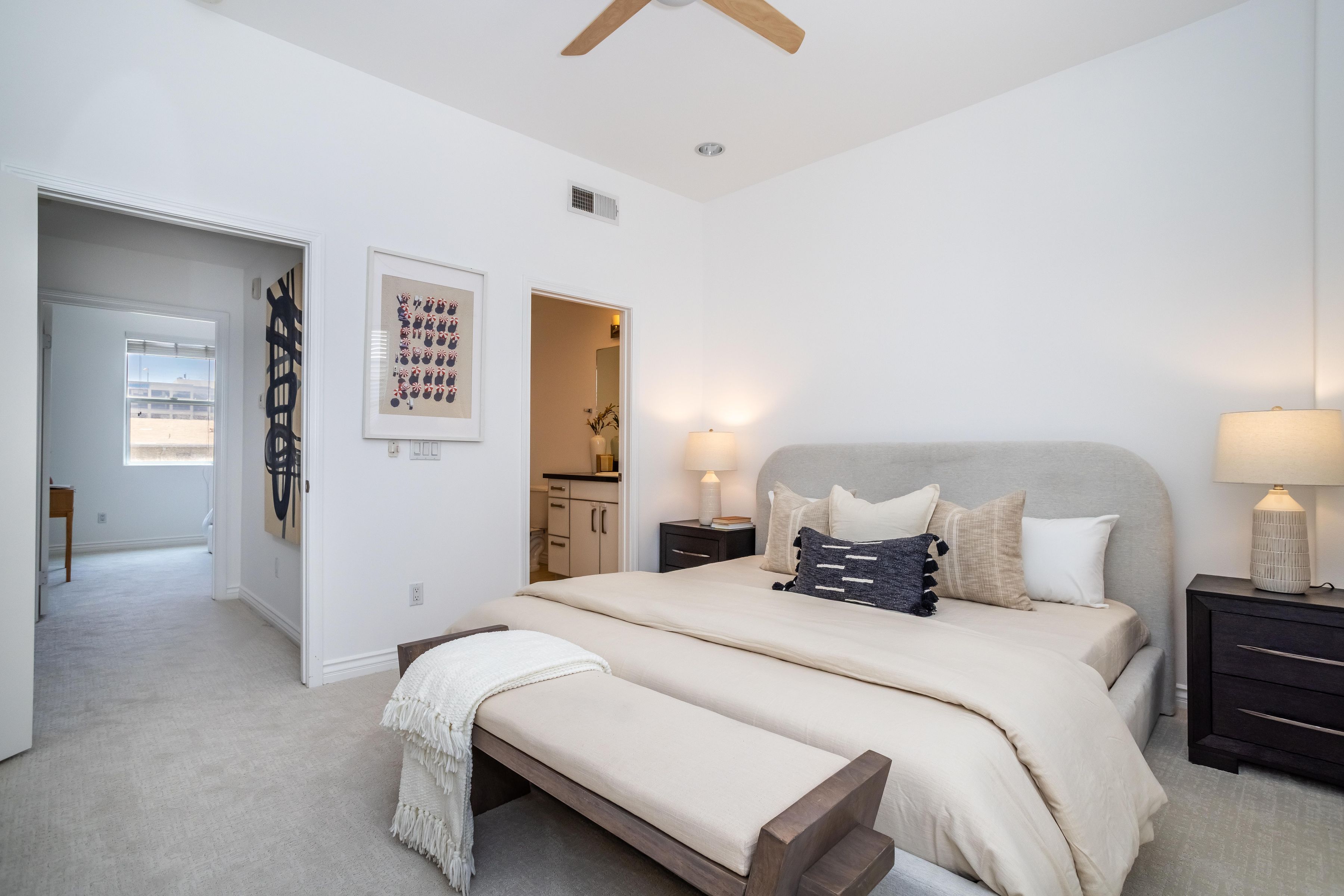  Modern Pasadena Townhome with Private 2-Car Garage - 物件實景