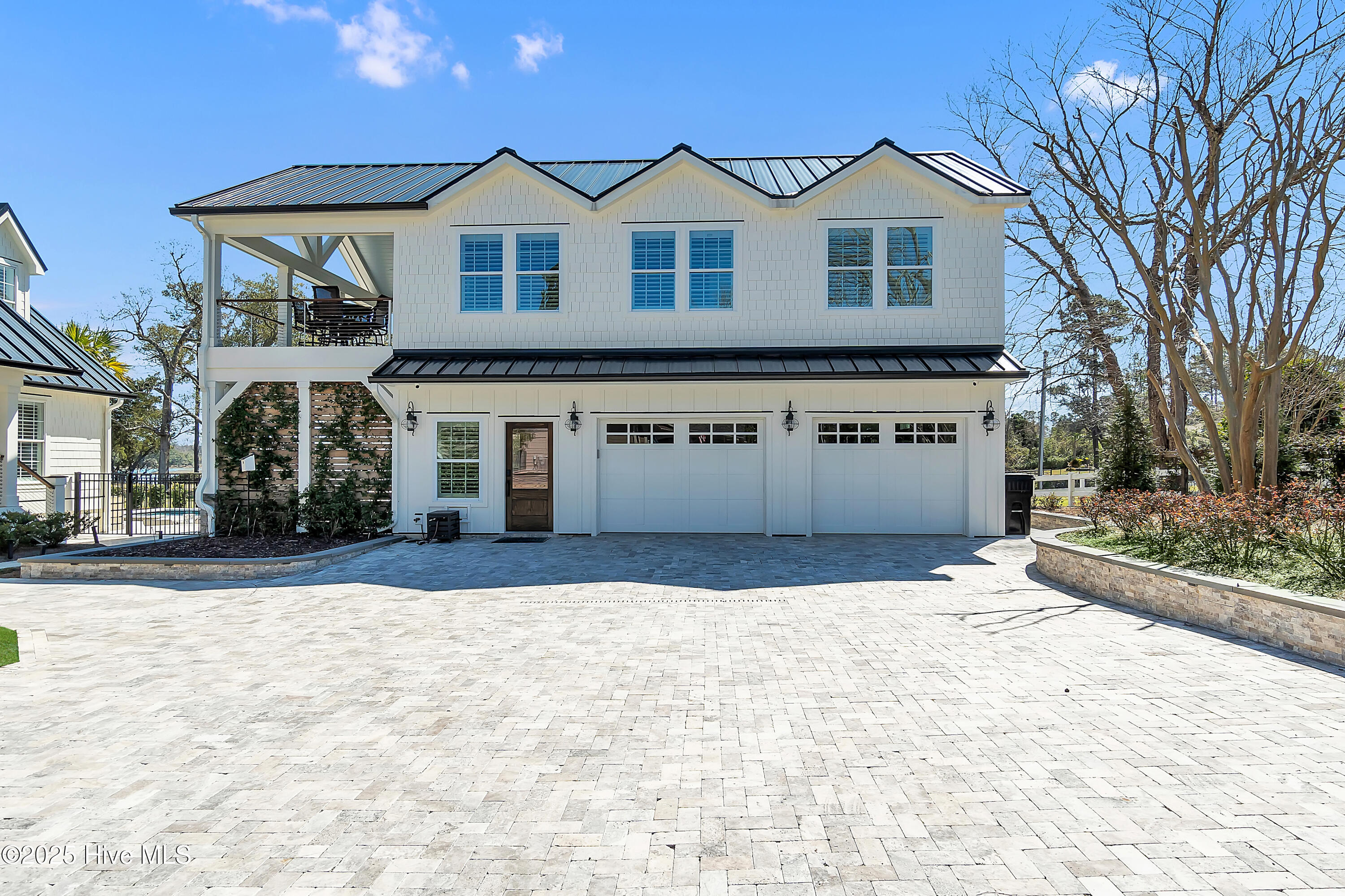 Wilmington, North Carolina, 28411, United States, 5 Bedrooms Bedrooms, ,4 BathroomsBathrooms,Residential,For Sale,1746319