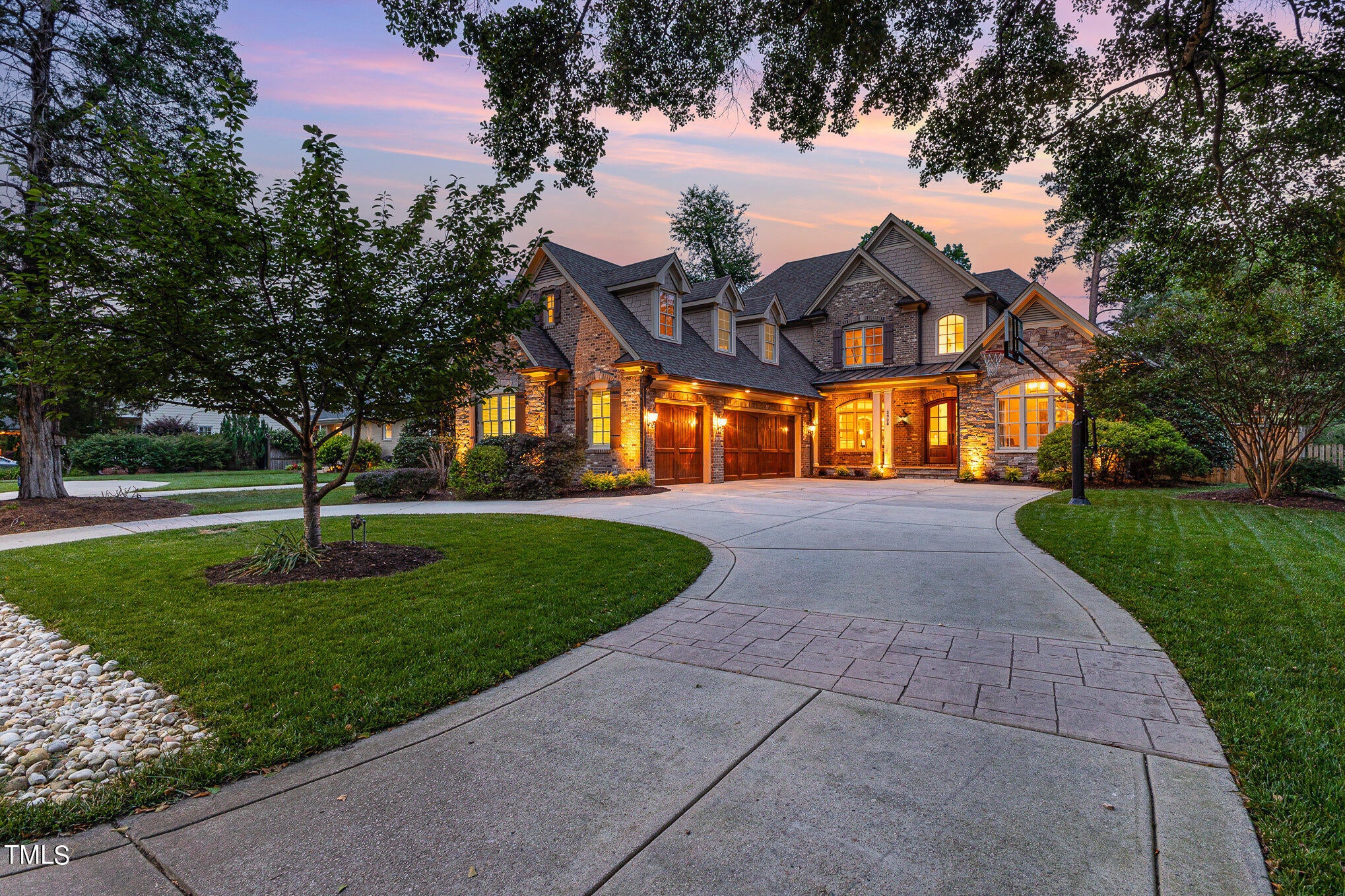 Raleigh, North Carolina, 27608, United States, ,4 BathroomsBathrooms,Residential,For Sale,1994667