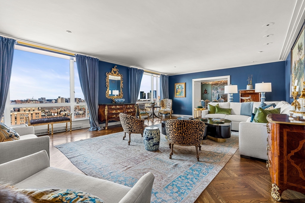 Boston, Massachusetts, 02116, United States, 3 Bedrooms Bedrooms, ,3 BathroomsBathrooms,Residential,For Sale,1850215