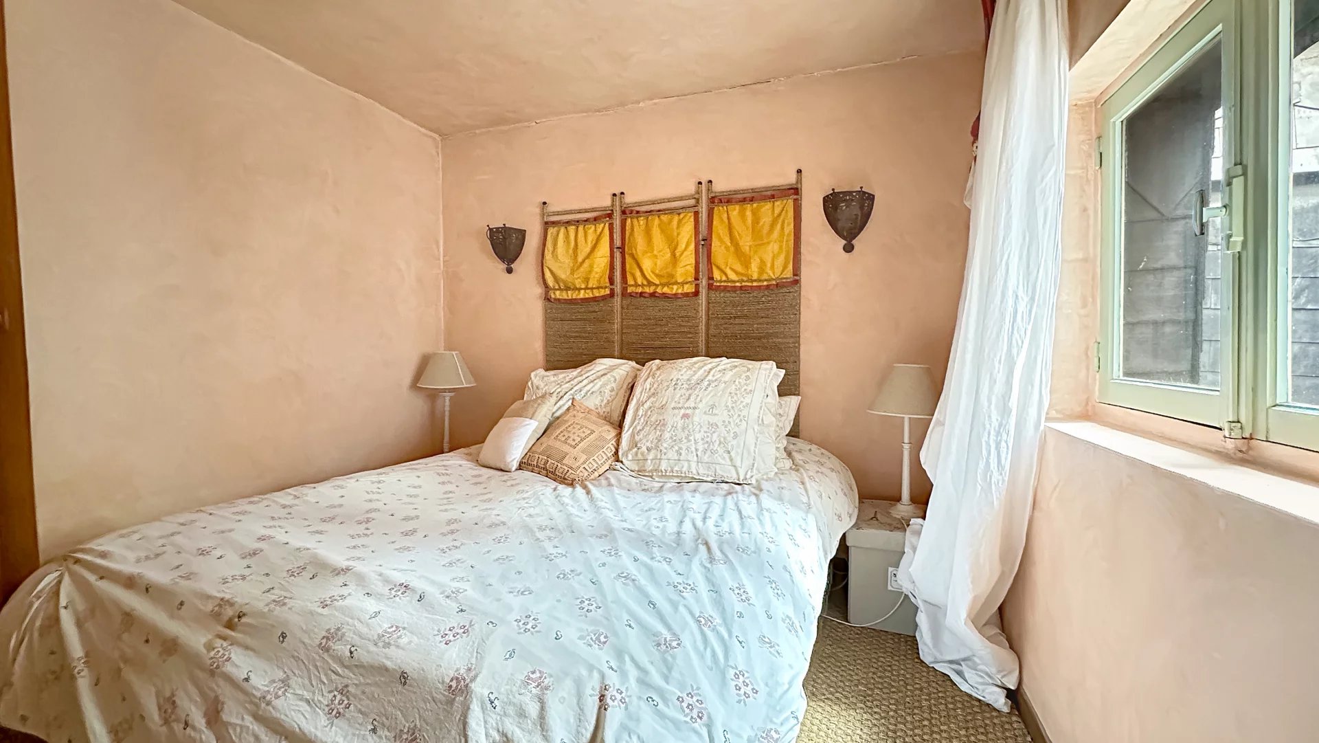 Honfleur, Normandy, 14600, FR, 3 Bedrooms Bedrooms, ,2 BathroomsBathrooms,Residential,For Sale,1805763