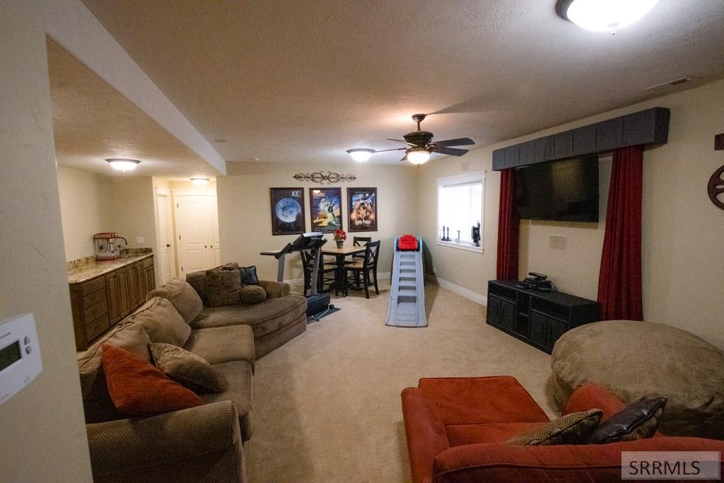 REXBURG, Idaho, 83440, United States, 4 Bedrooms Bedrooms, ,3 BathroomsBathrooms,Residential,For Sale,1944938