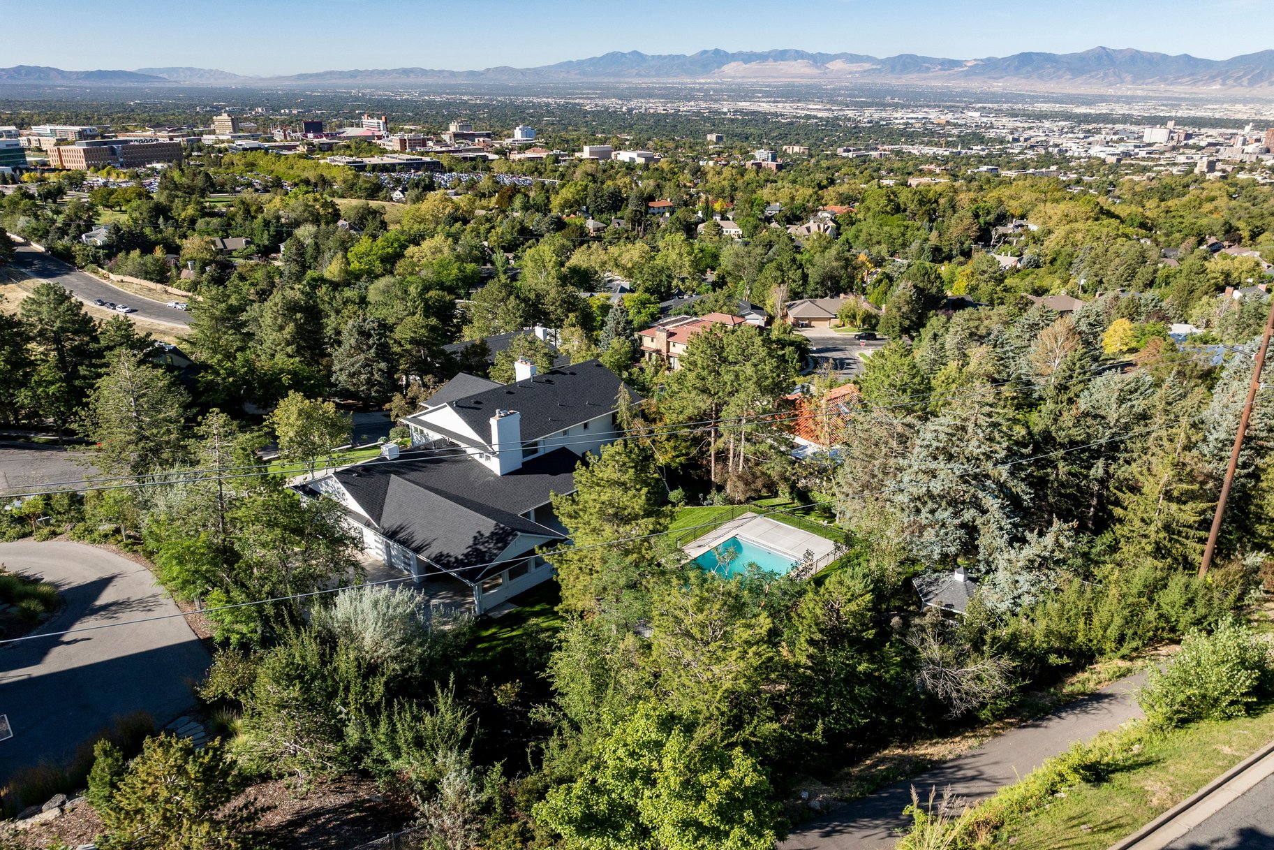  Fully Remodeled Colonial in Prestigious Federal Heights on a Large ~3/4 acre lot - 物件實景