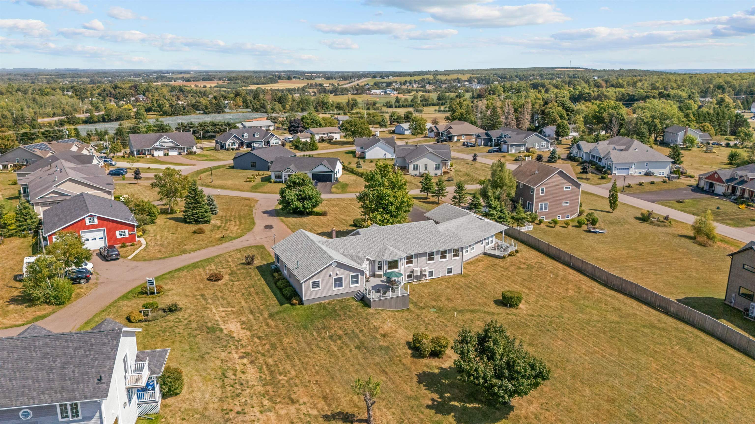 STRATFORD, Prince Edward Island, C1B 0J7, CA, 7 Bedrooms Bedrooms, ,4 BathroomsBathrooms,Residential,For Sale,1949695