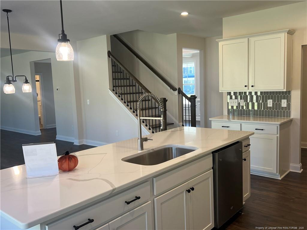 Fayetteville, North Carolina, 28311, United States, 5 Bedrooms Bedrooms, ,3 BathroomsBathrooms,Residential,For Sale,1712007